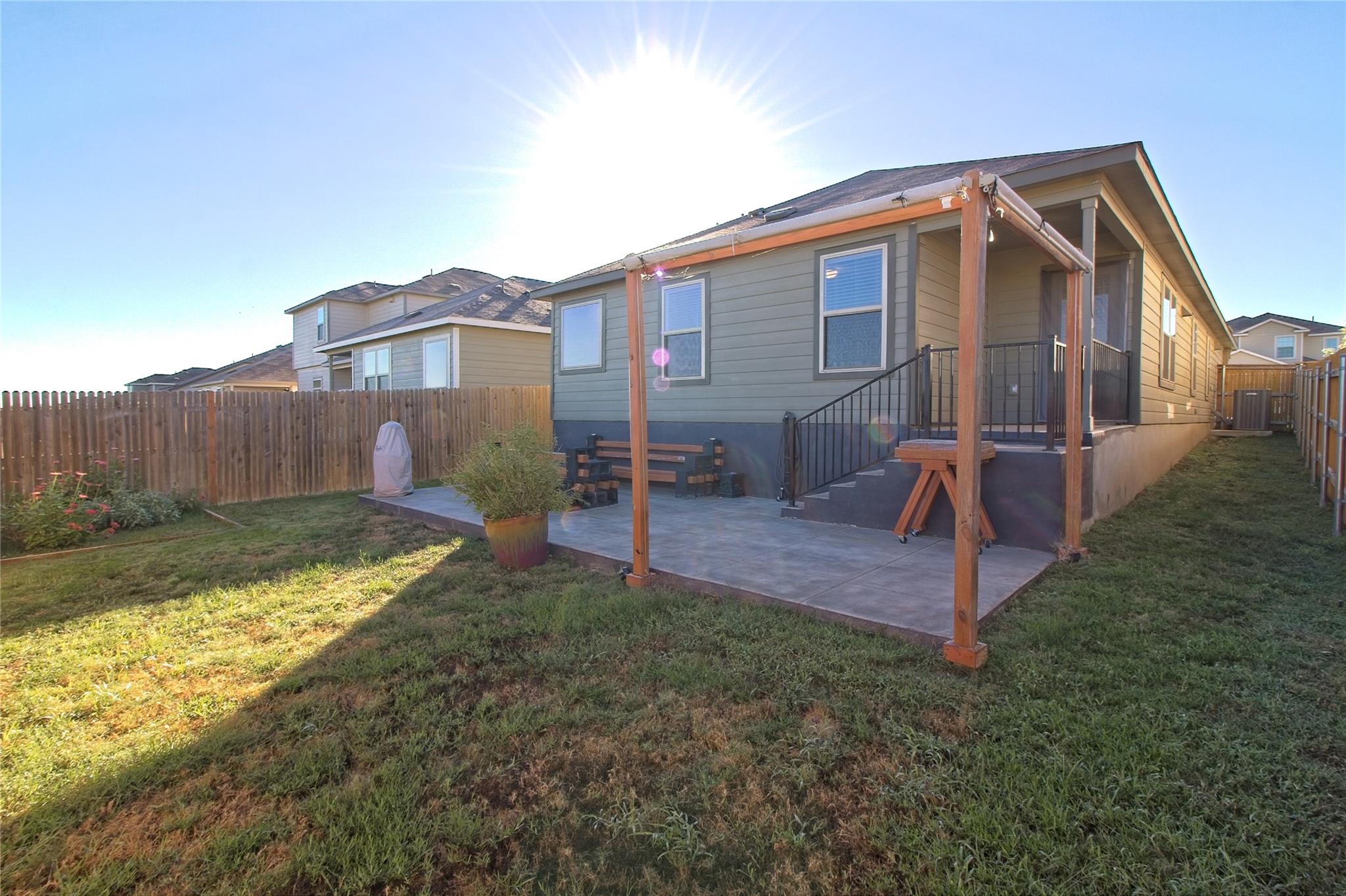 505 Greatest Gift Way, Jarrell, TX 76537