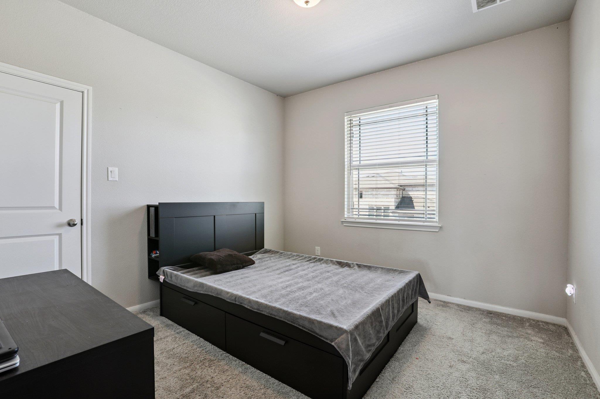 316 Leon Loop, Liberty Hill, TX 78642