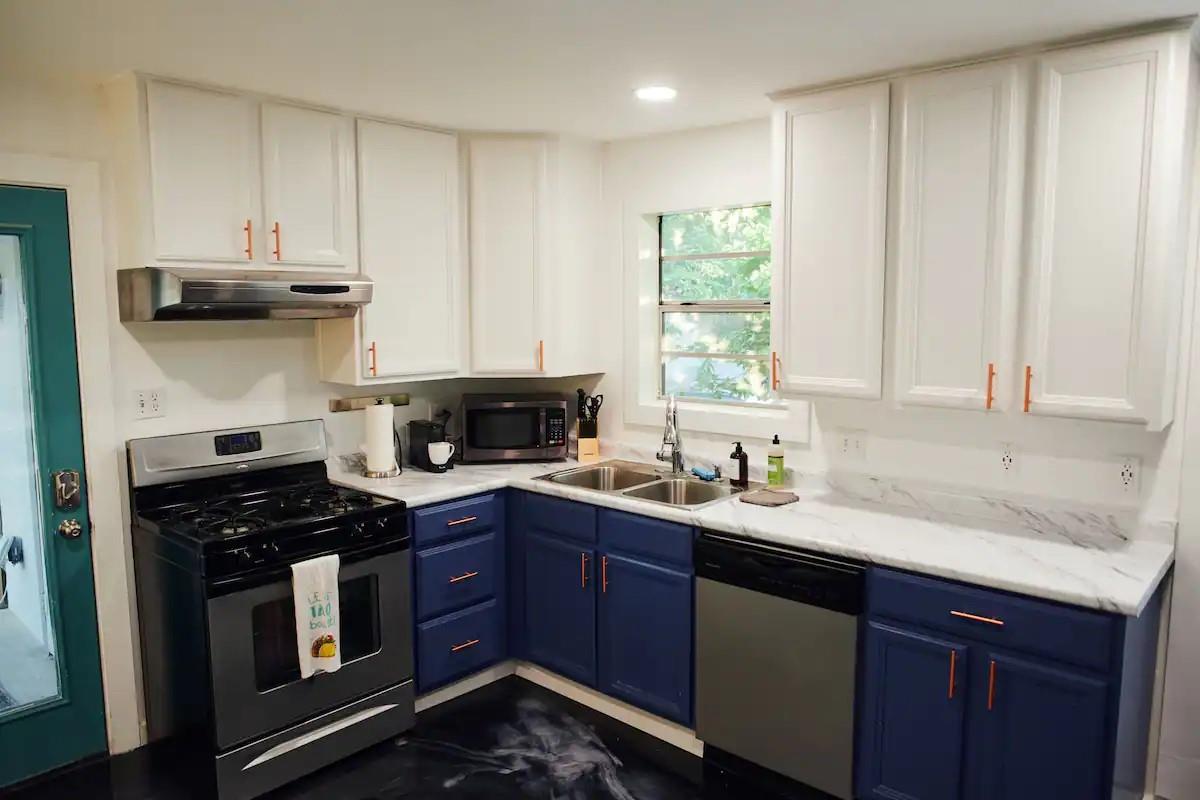 403 W Mary St, Austin, TX 78704