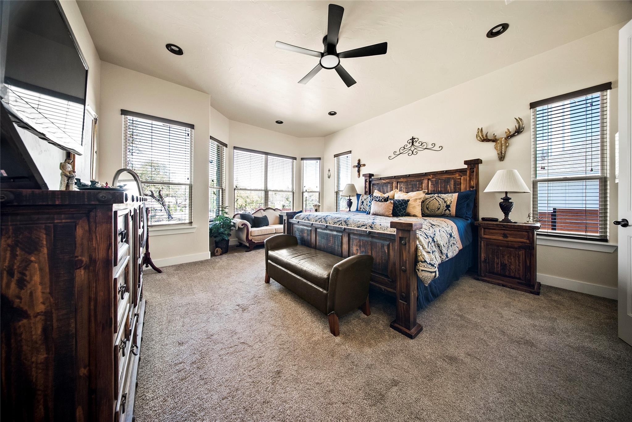 113 Taylor Creek Way, Liberty Hill, TX 78642