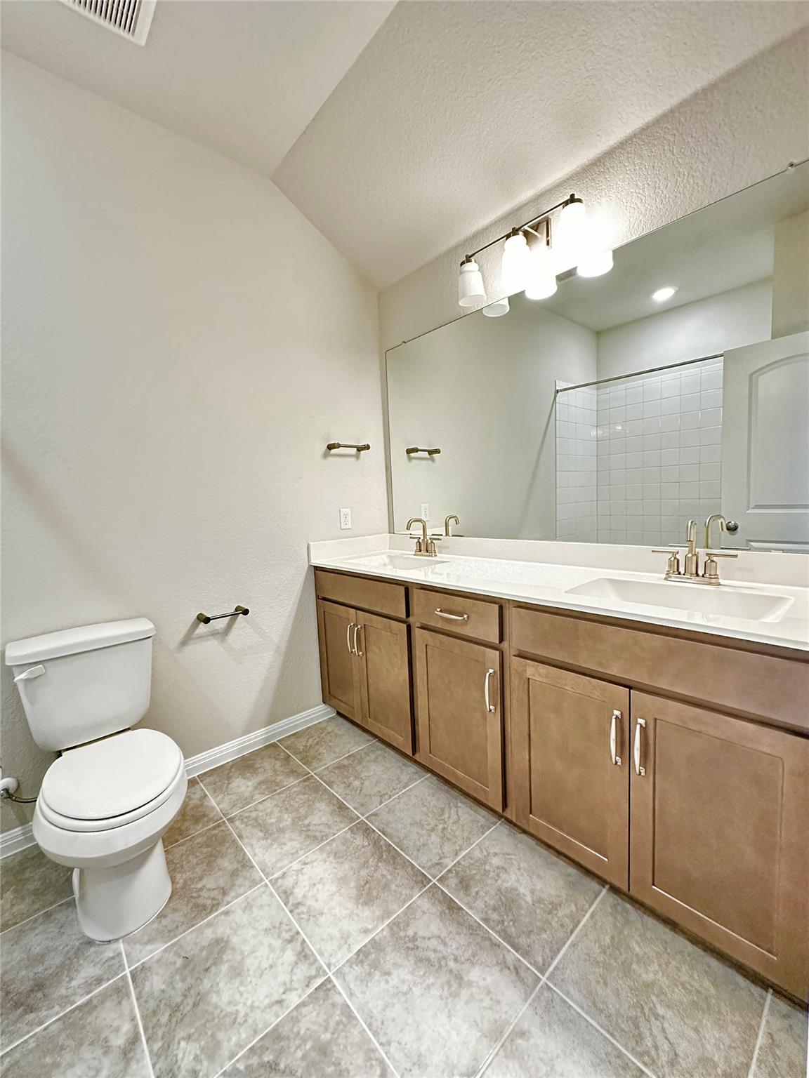 103 Rita Blanca Bnd, Bastrop, TX 78602