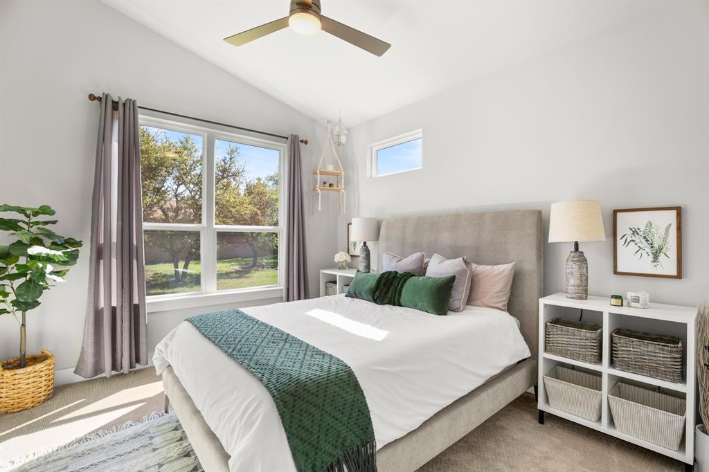 307 Bedford Dr, Spicewood, TX 78669