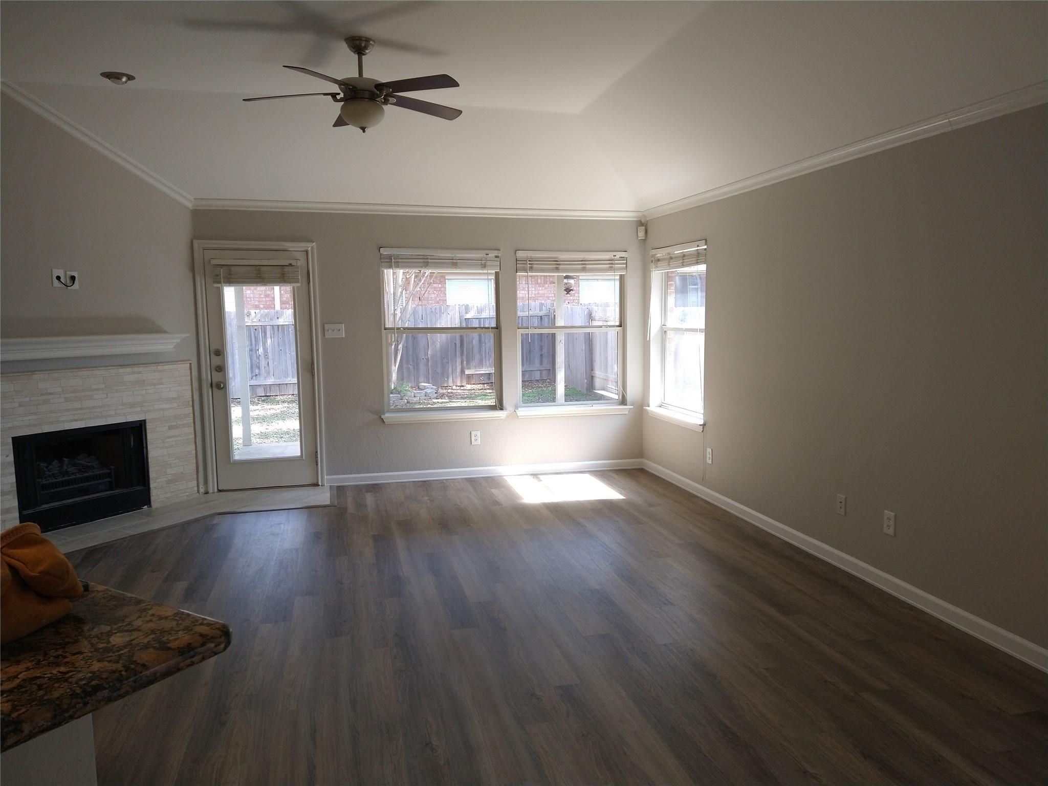 8706 Priest River Dr, Round Rock, TX 78681