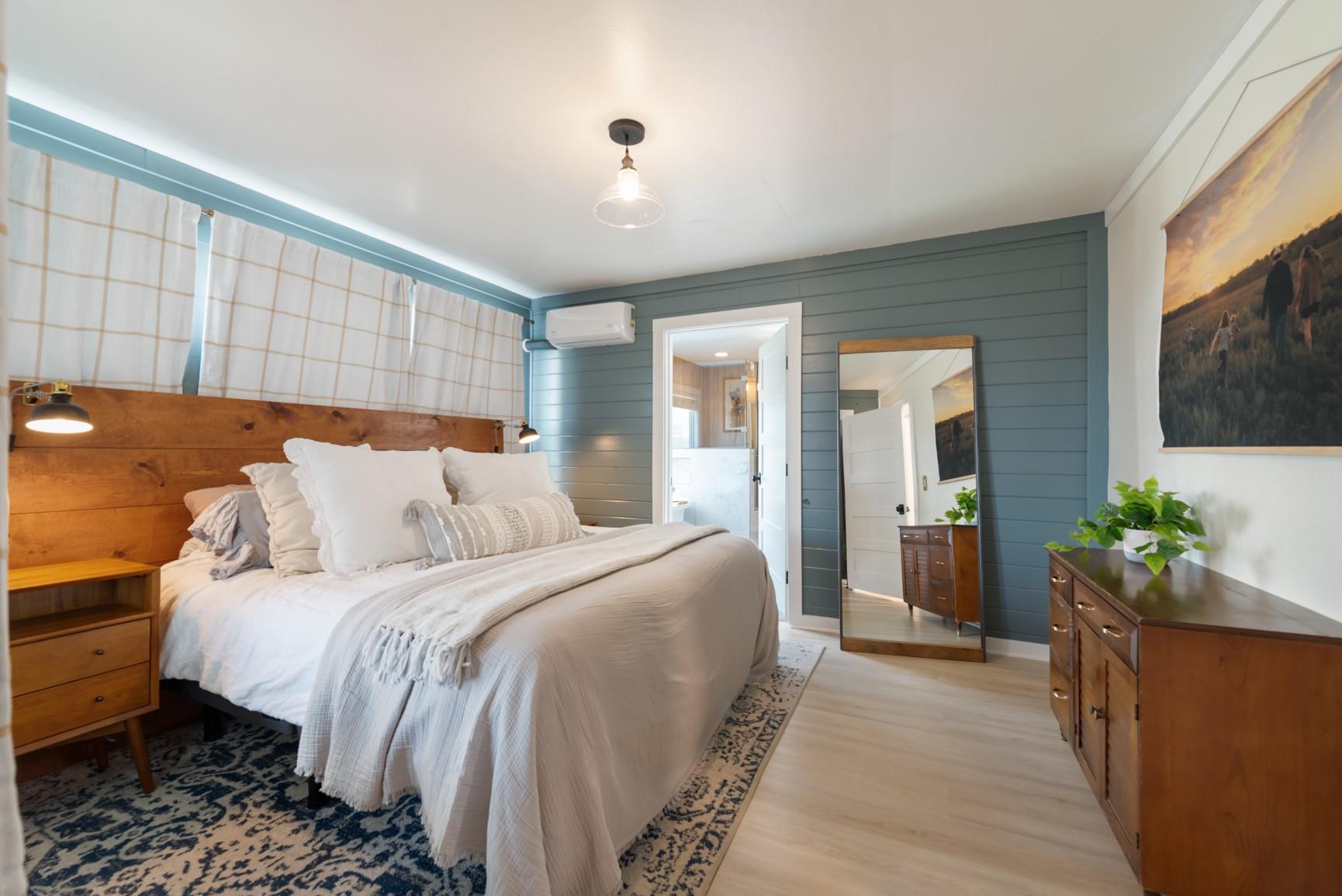 2646 Fm 1704, Elgin, TX 78621