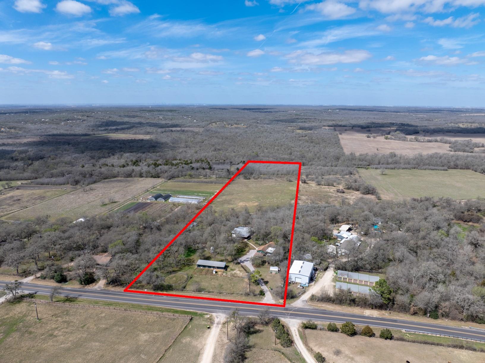 2646 Fm 1704, Elgin, TX 78621