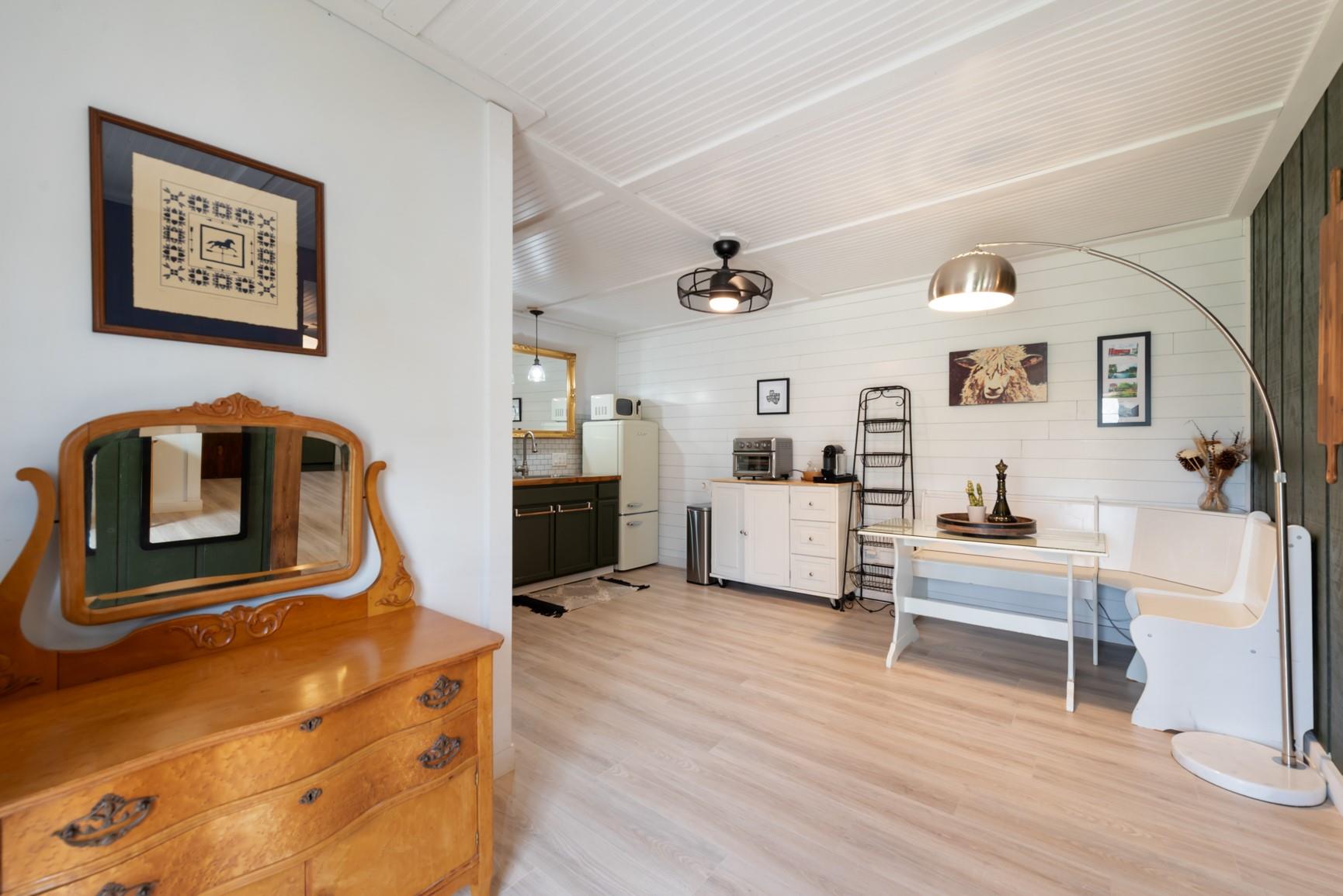 2646 Fm 1704, Elgin, TX 78621