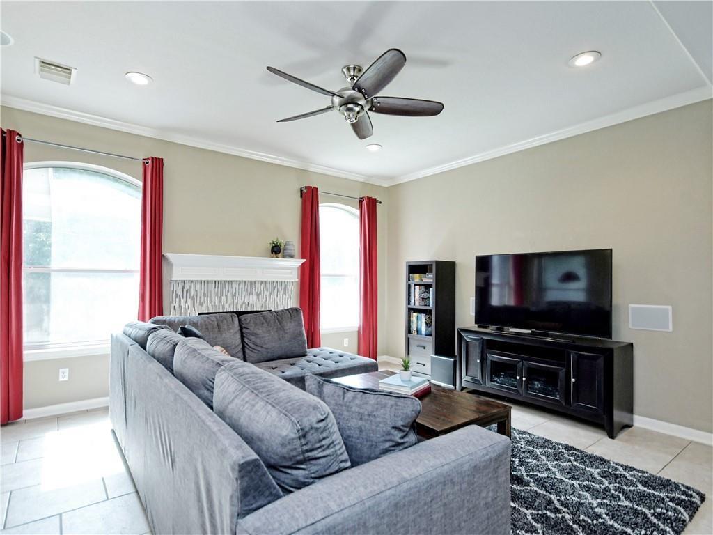 13509 Campesina Dr, Austin, TX 78727