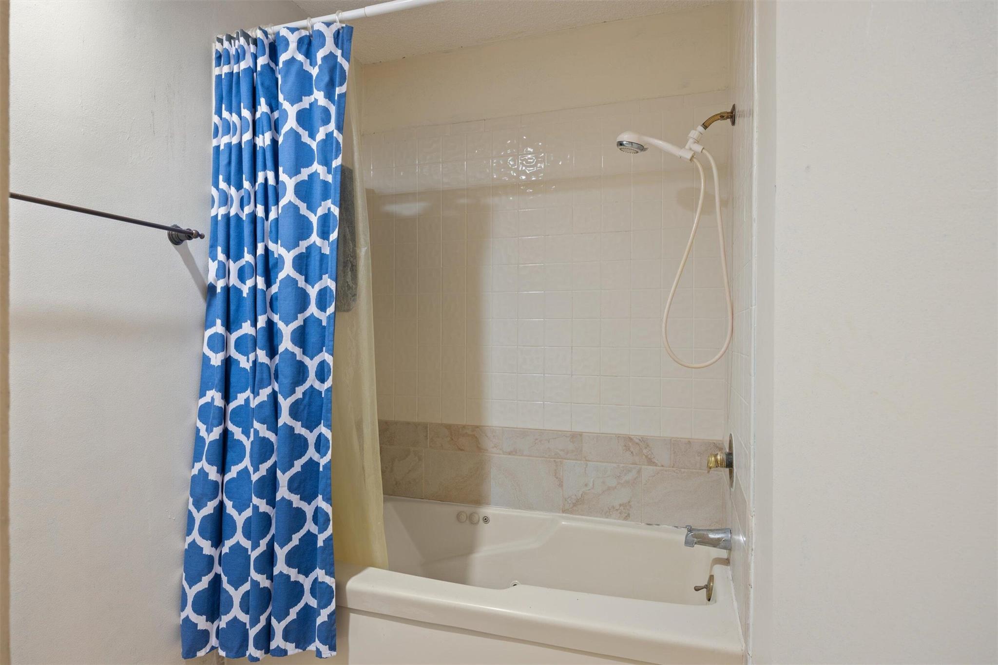 2201 Lakeway Blvd # 39, Lakeway, TX 78734