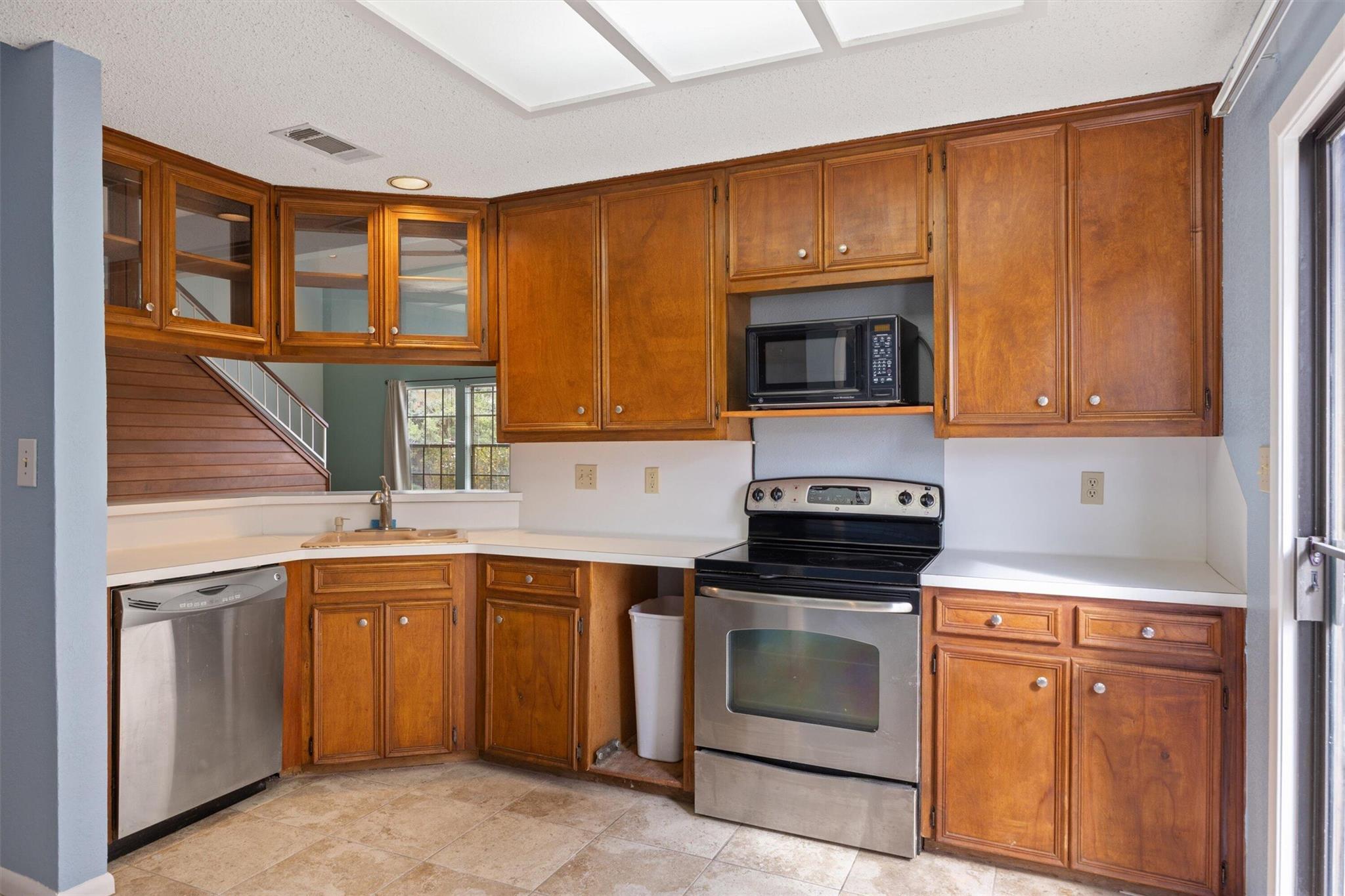 2201 Lakeway Blvd # 39, Lakeway, TX 78734