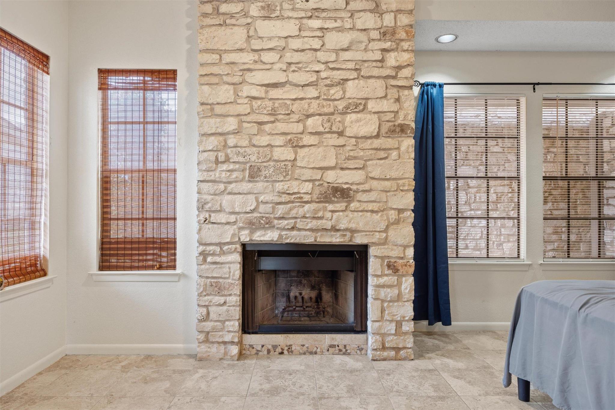 2201 Lakeway Blvd # 39, Lakeway, TX 78734