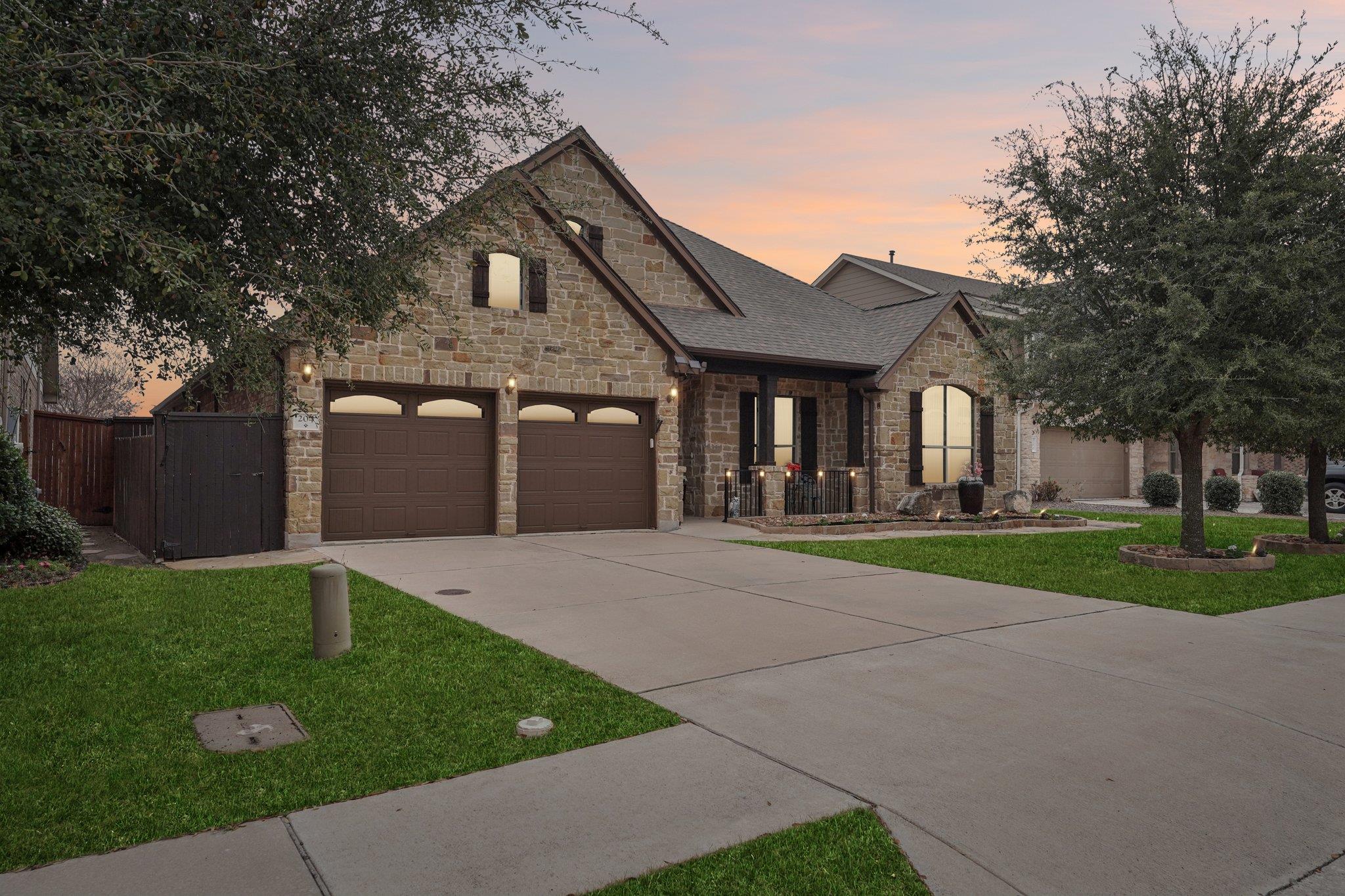 204 Norcia Loop, Liberty Hill, TX 78642