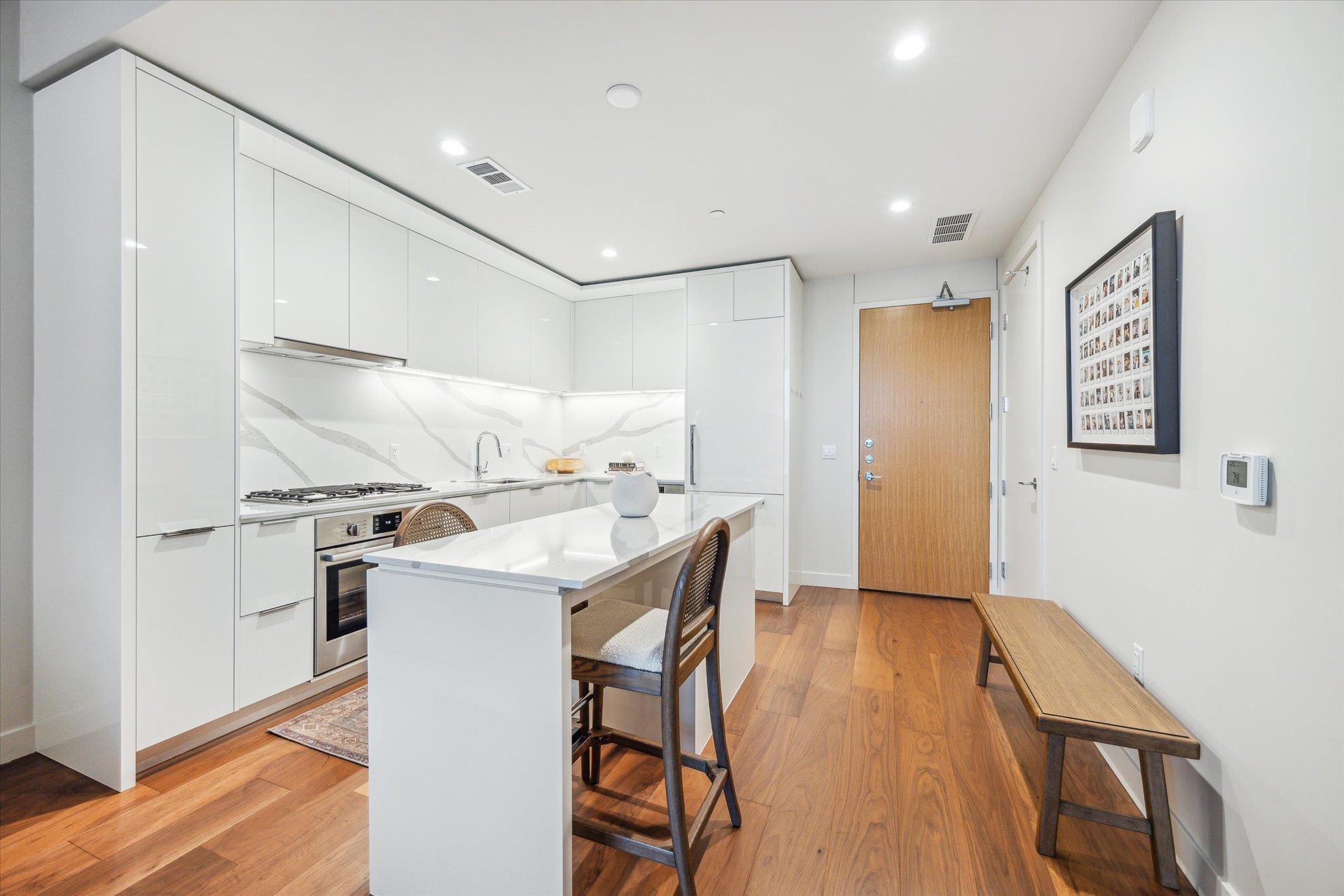 44 East Ave # 2304, Austin, TX 78701