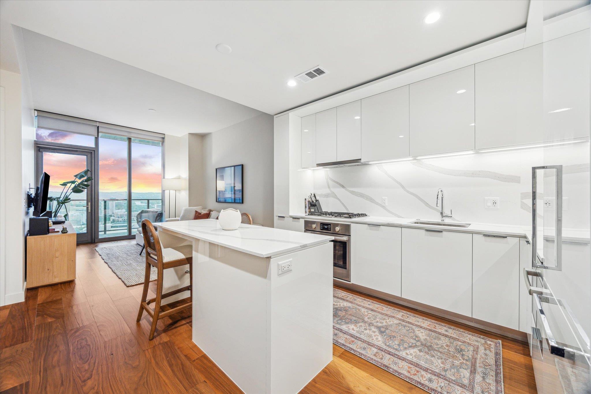 44 East Ave # 2304, Austin, TX 78701