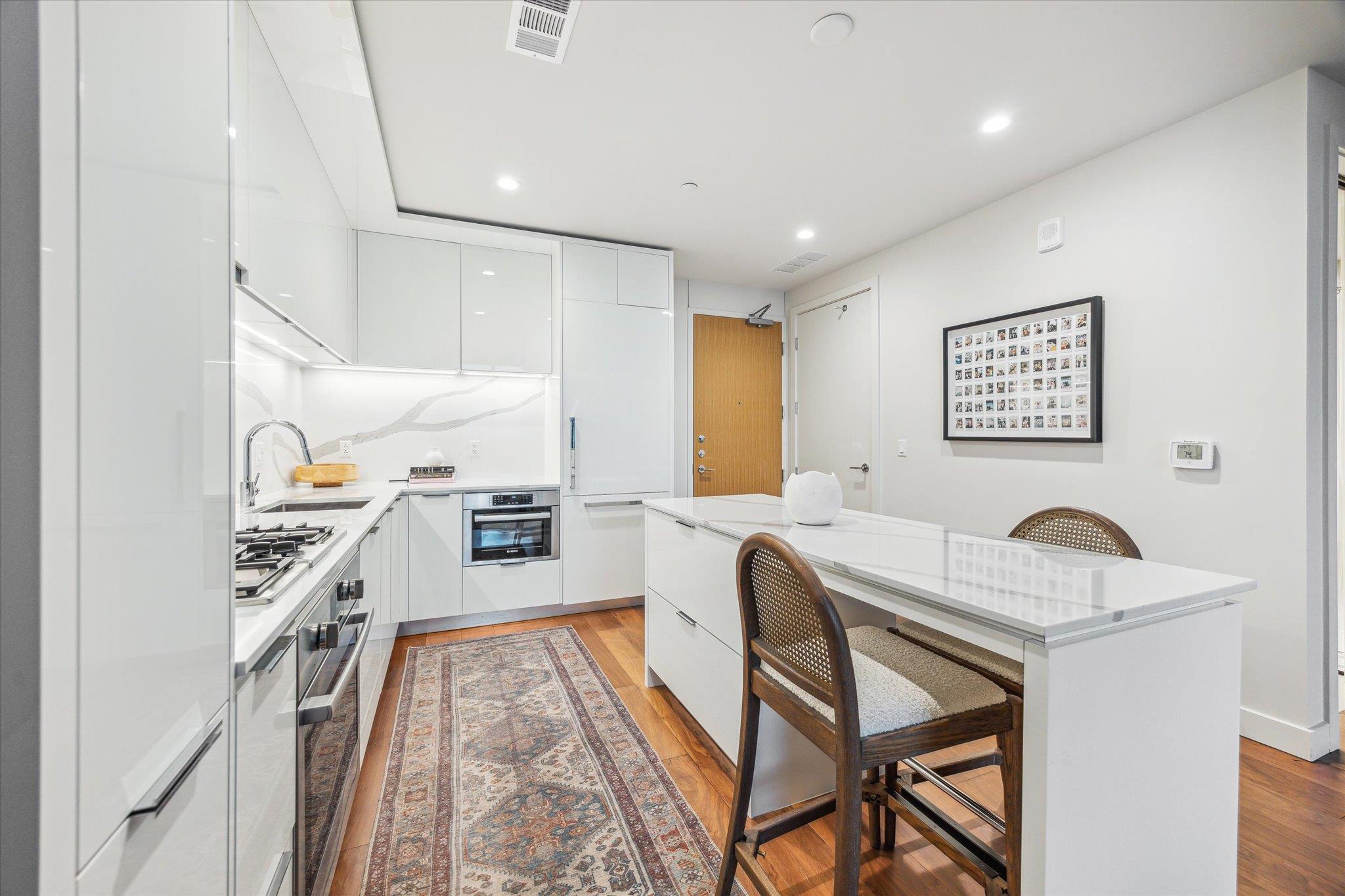 44 East Ave # 2304, Austin, TX 78701