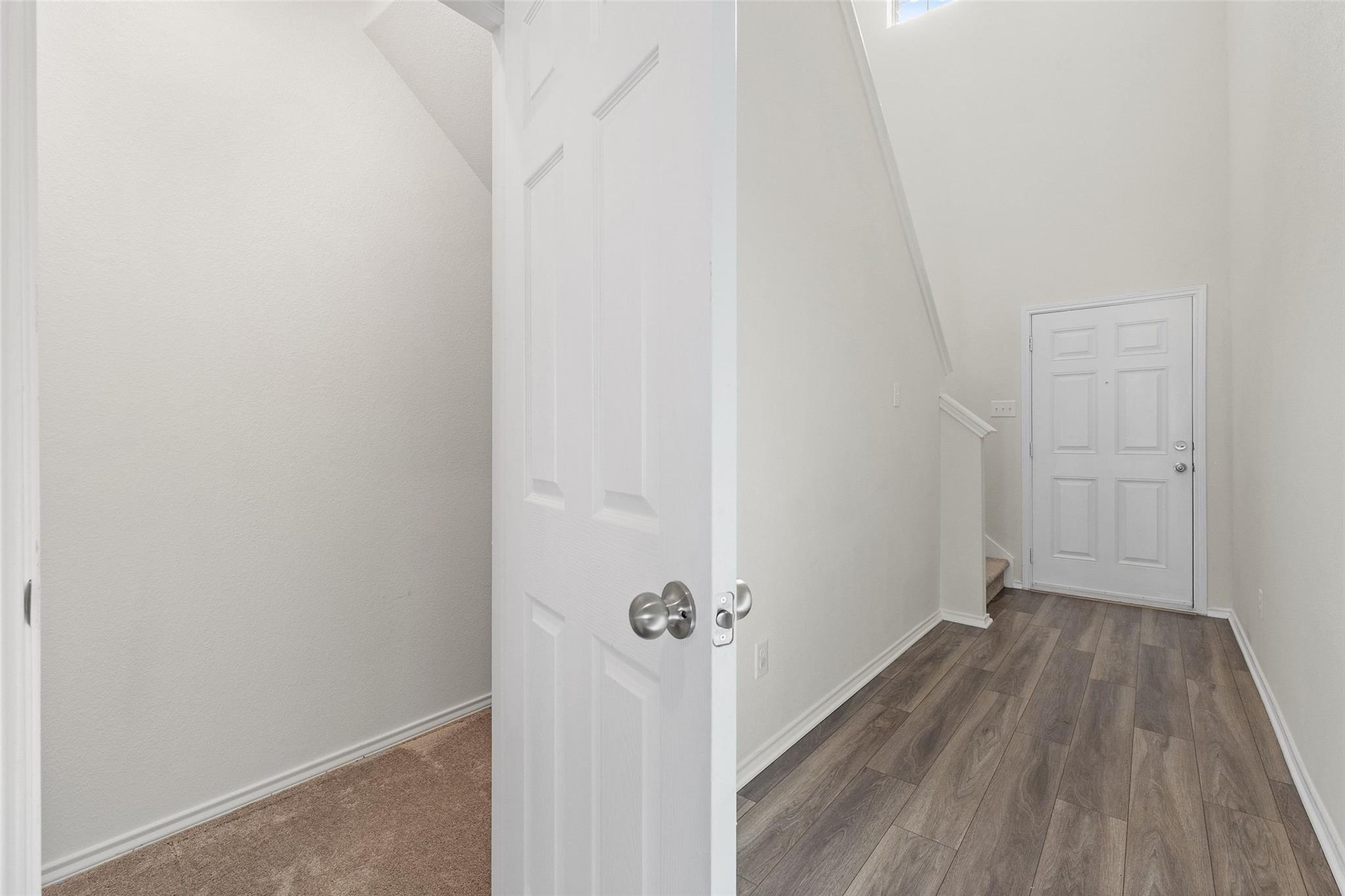 201 Katie Elder Dr, Jarrell, TX 76537