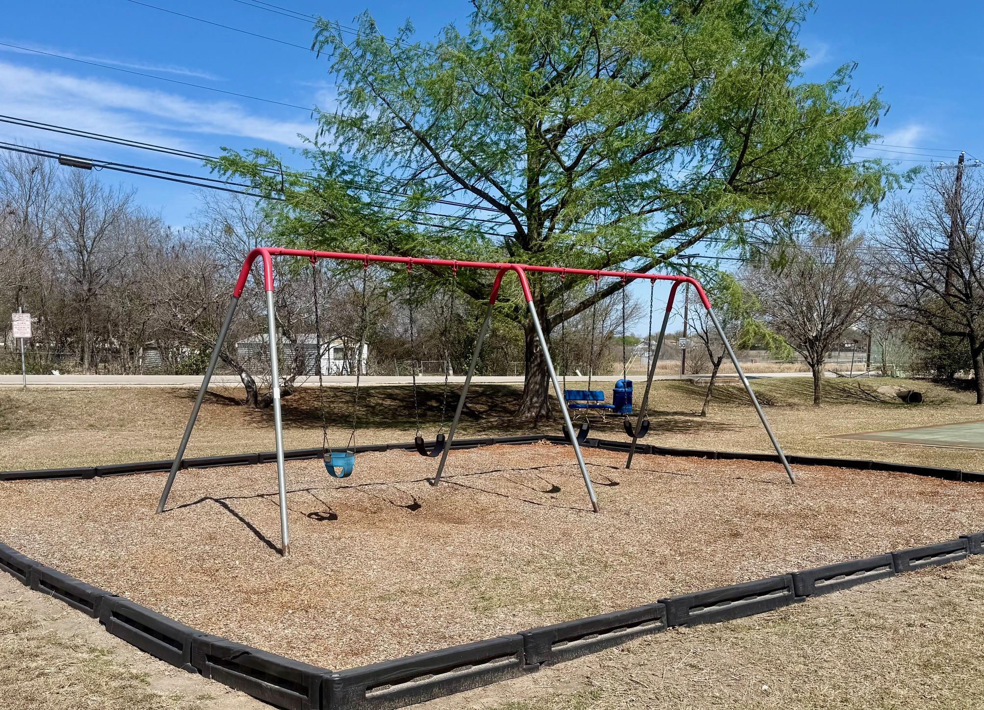 411 Bonita Vista Dr, Buda, TX 78610