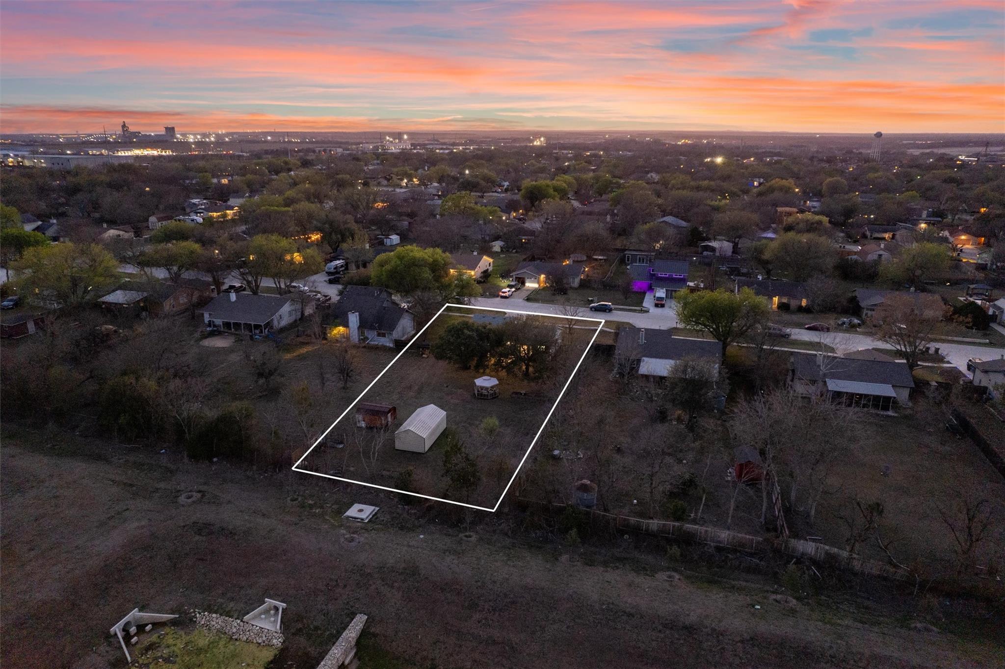 411 Bonita Vista Dr, Buda, TX 78610