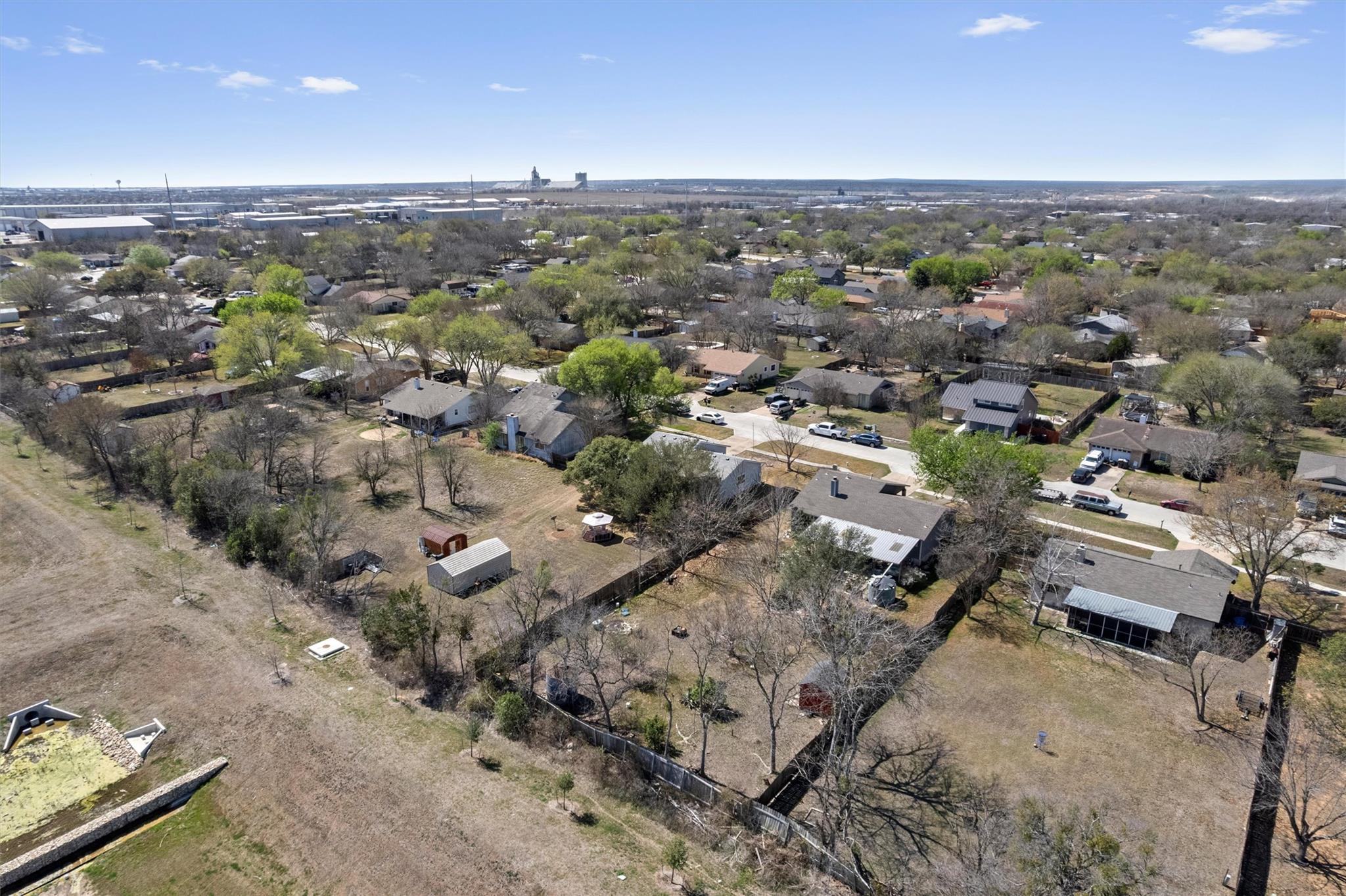 411 Bonita Vista Dr, Buda, TX 78610