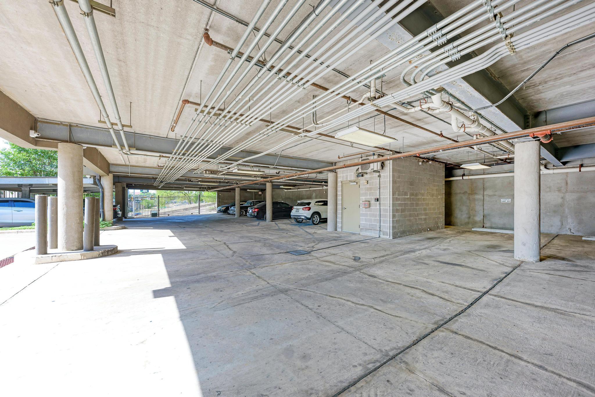 807 E 14th St # 306, Austin, TX 78702