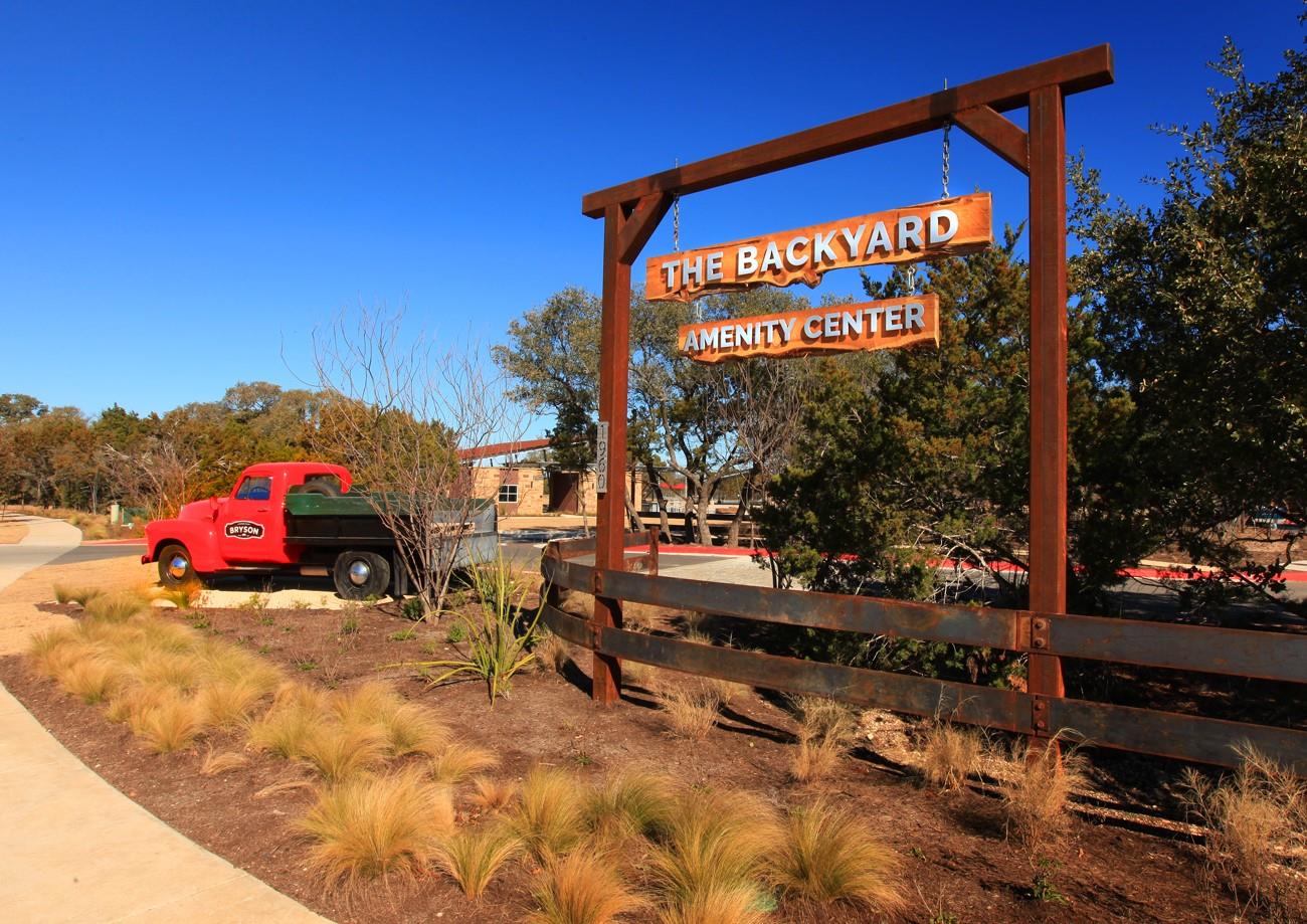 612 Lindheimer Ln, Leander, TX 78641