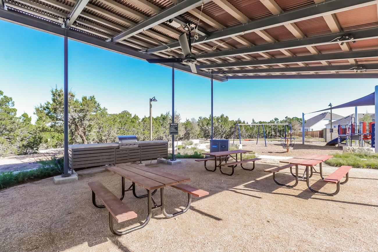 612 Lindheimer Ln, Leander, TX 78641