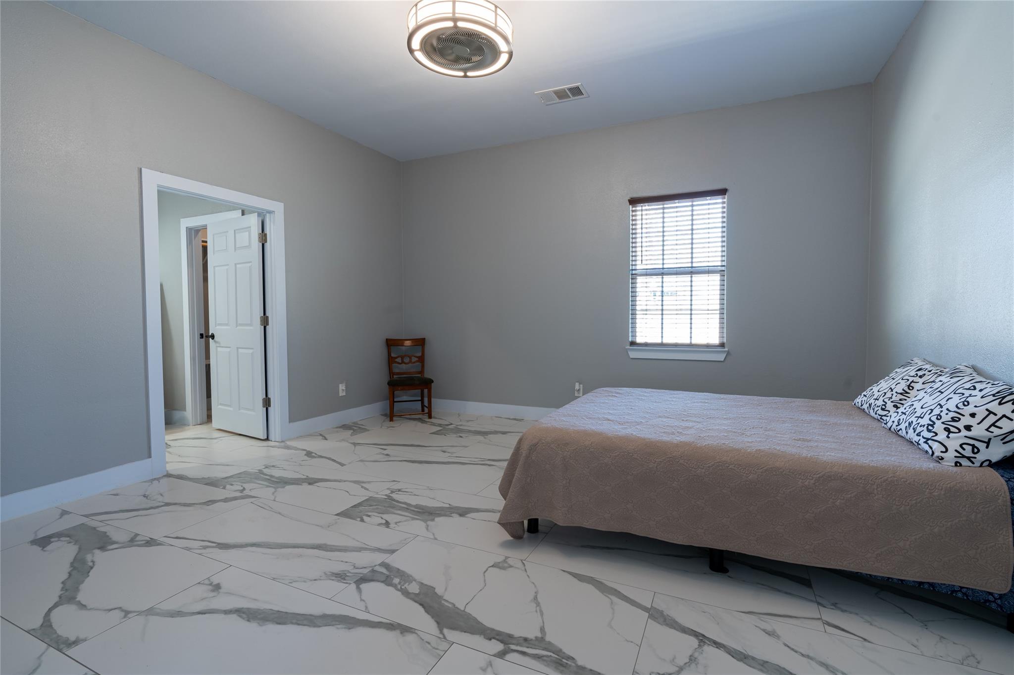 661 Hidden Oak Rd, Lockhart, TX 78616