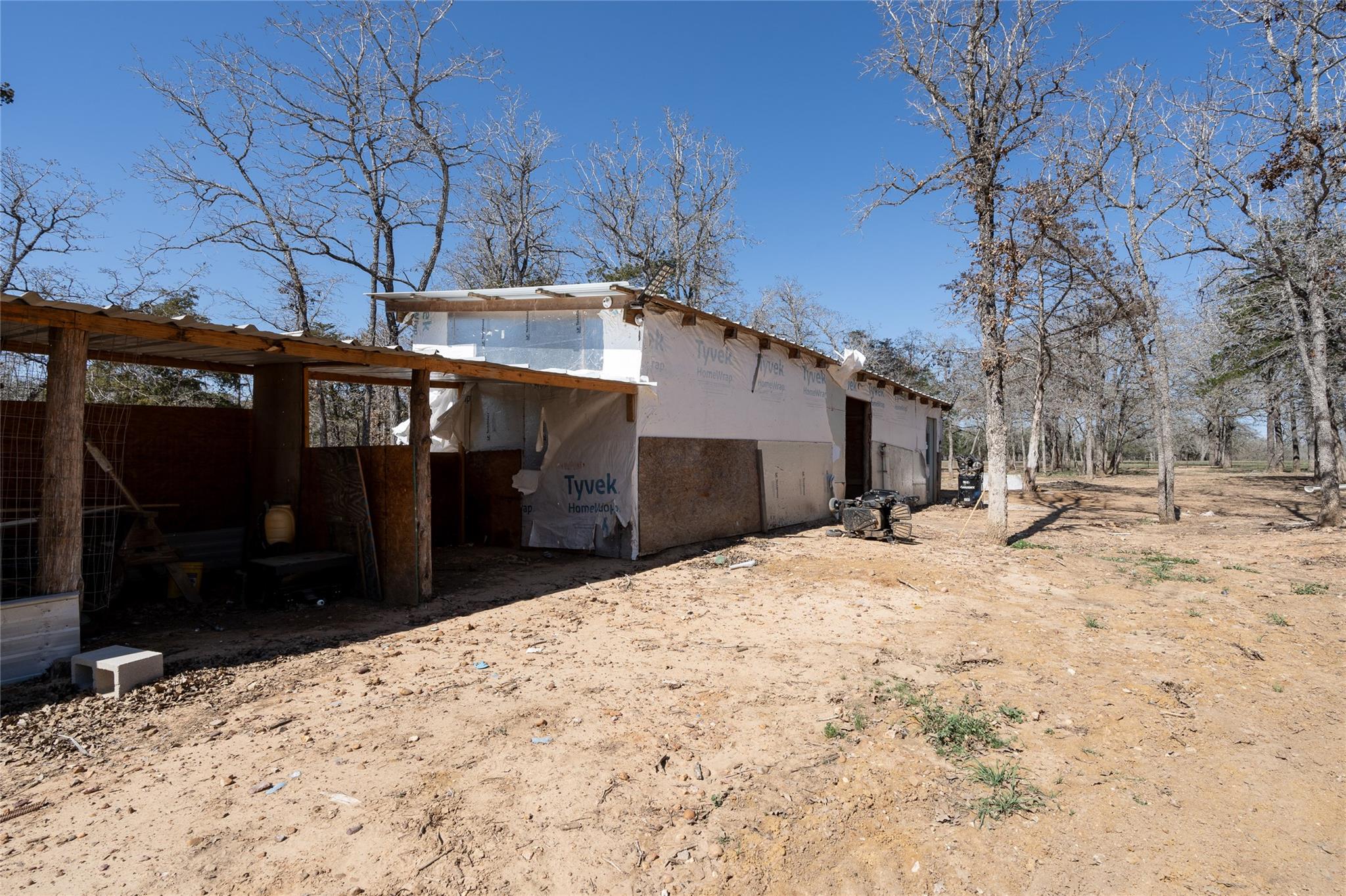 661 Hidden Oak Rd, Lockhart, TX 78616