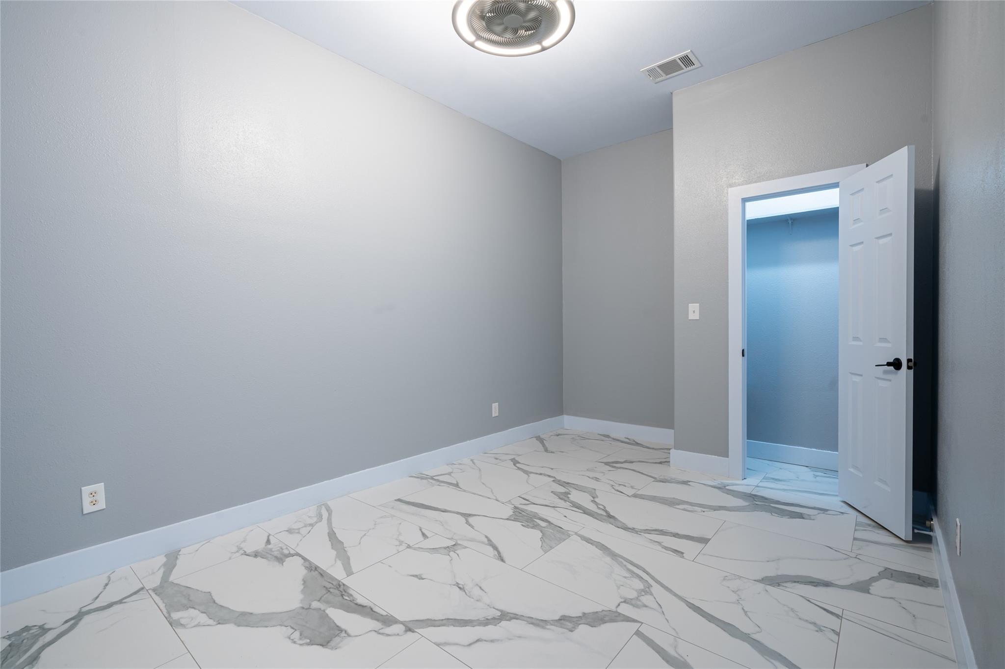 661 Hidden Oak Rd, Lockhart, TX 78616