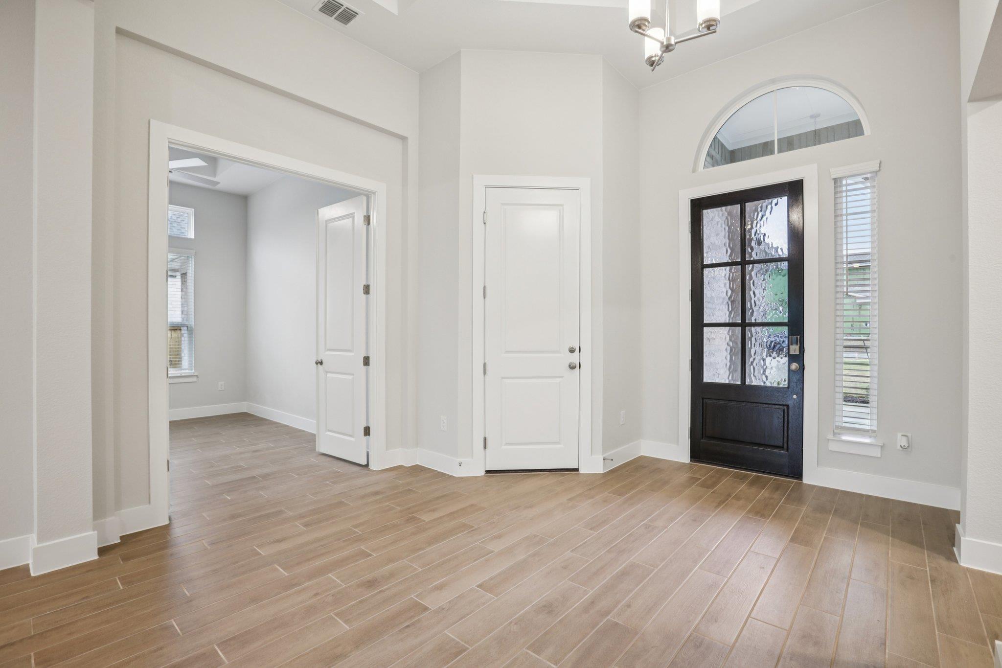 187 Lily Pad Lane, Kyle, TX 78640