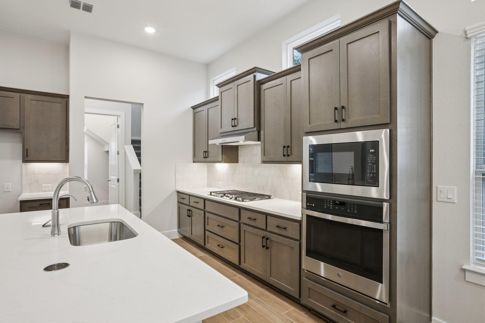 187 Lily Pad Lane, Kyle, TX 78640