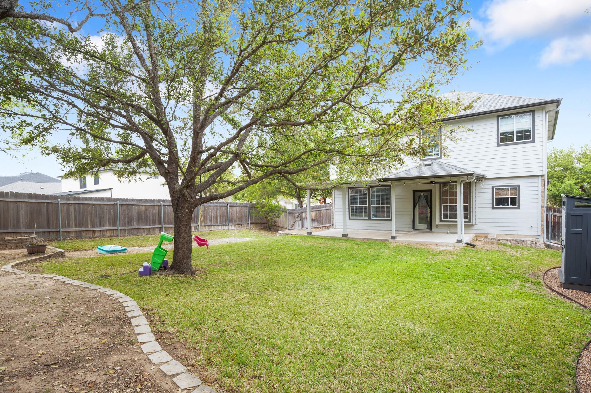 2933 Fleet Dr, Austin, TX 78748