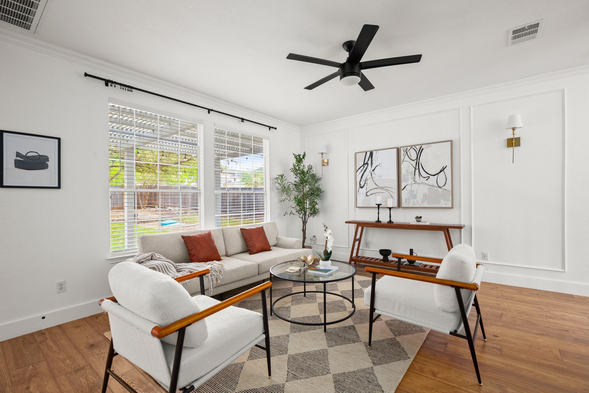 2933 Fleet Dr, Austin, TX 78748