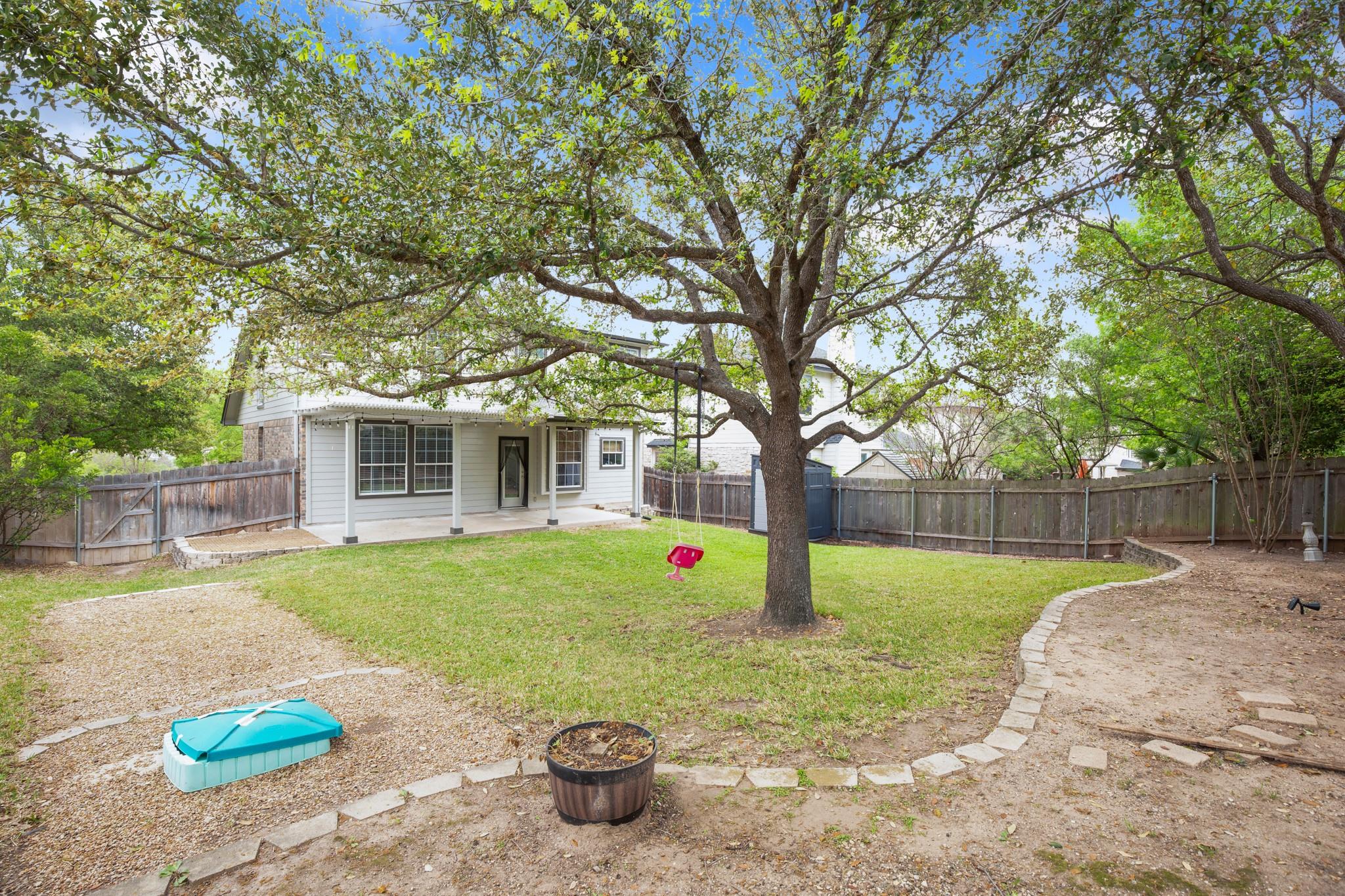 2933 Fleet Dr, Austin, TX 78748