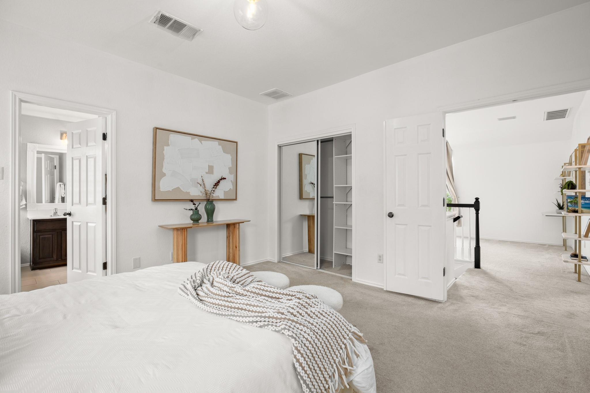 2933 Fleet Dr, Austin, TX 78748