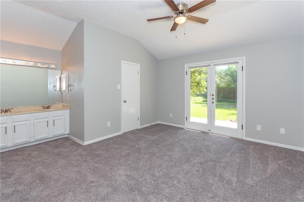 1500 Pigeon Forge Rd, Pflugerville, TX 78660