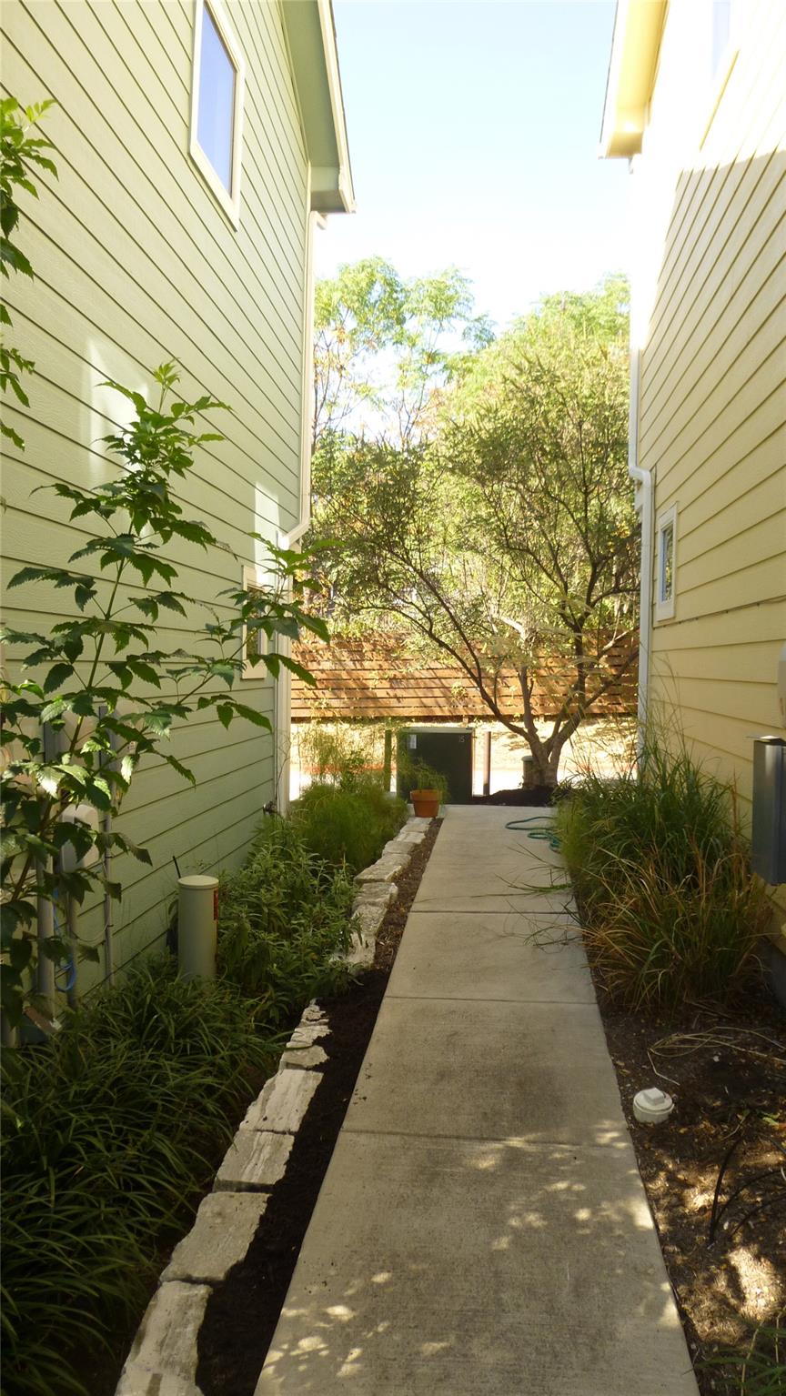 1601 Miriam Ave # 313, Austin, TX 78702