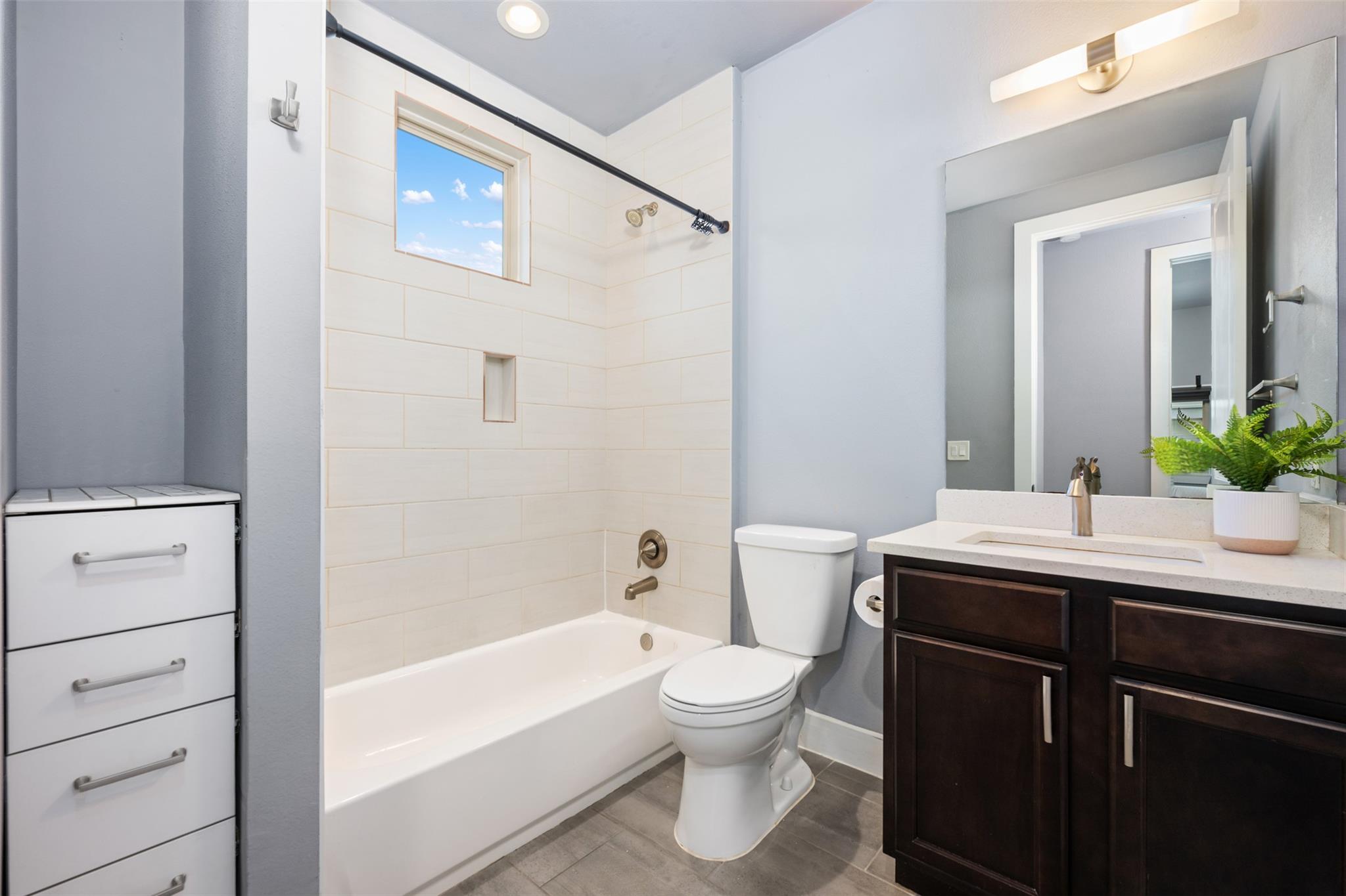 1310 Cedar Ave # 1, Austin, TX 78702