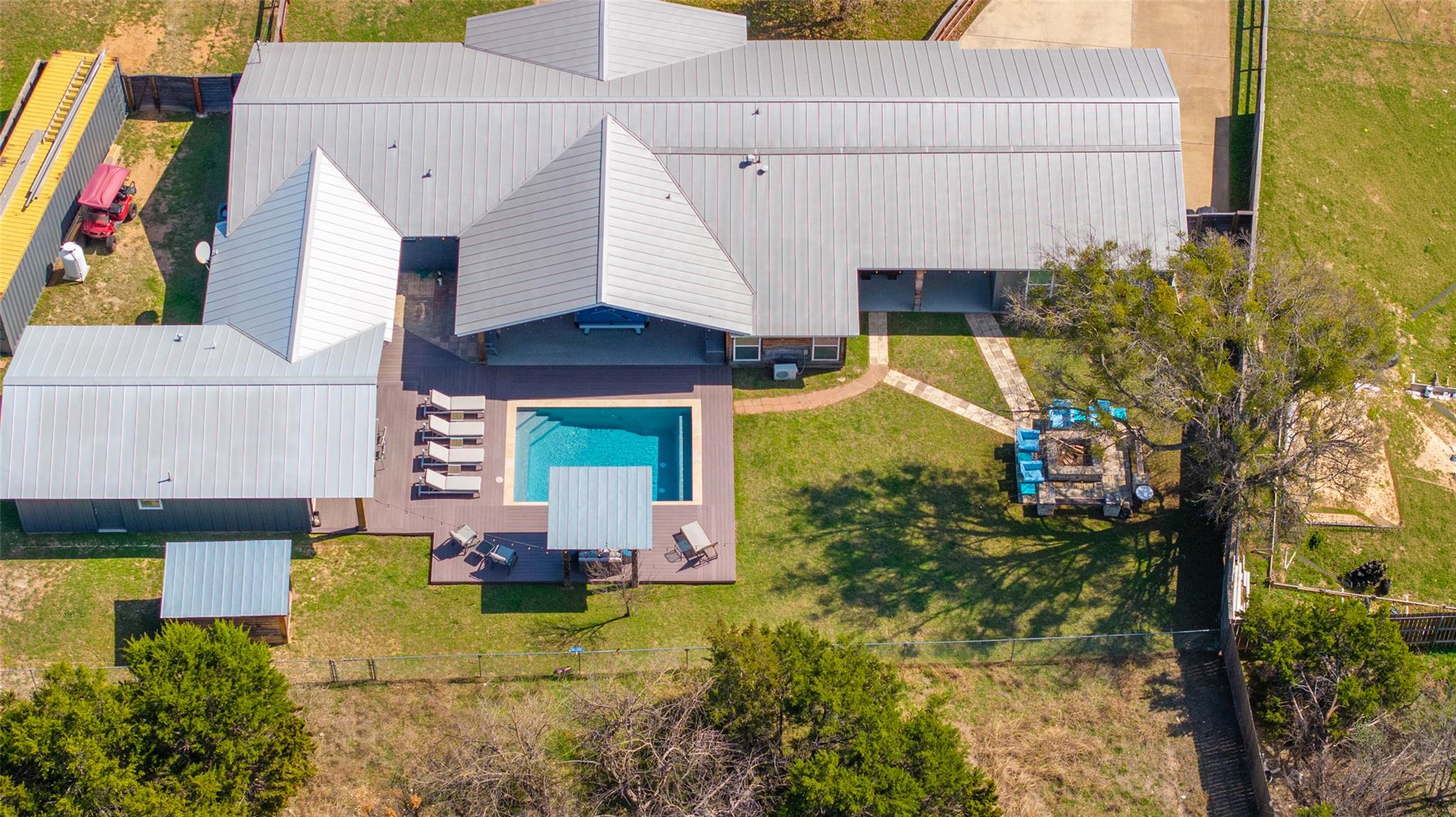 109 High Gabriel Dr, Leander, TX 78641
