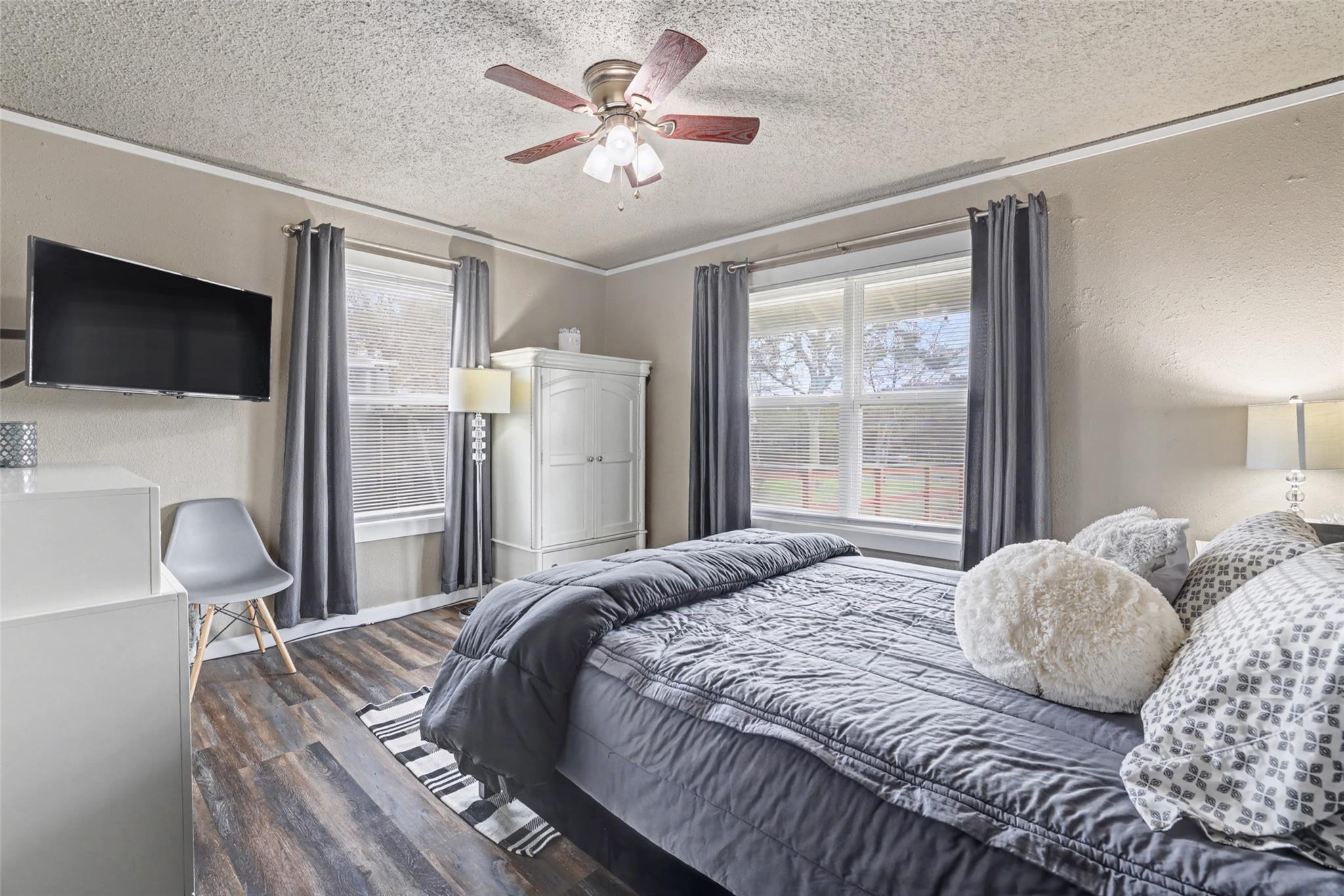 109 High Gabriel Dr, Leander, TX 78641