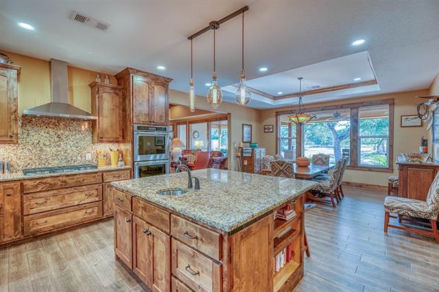 503 Vista View Trail, Spicewood, TX 78669