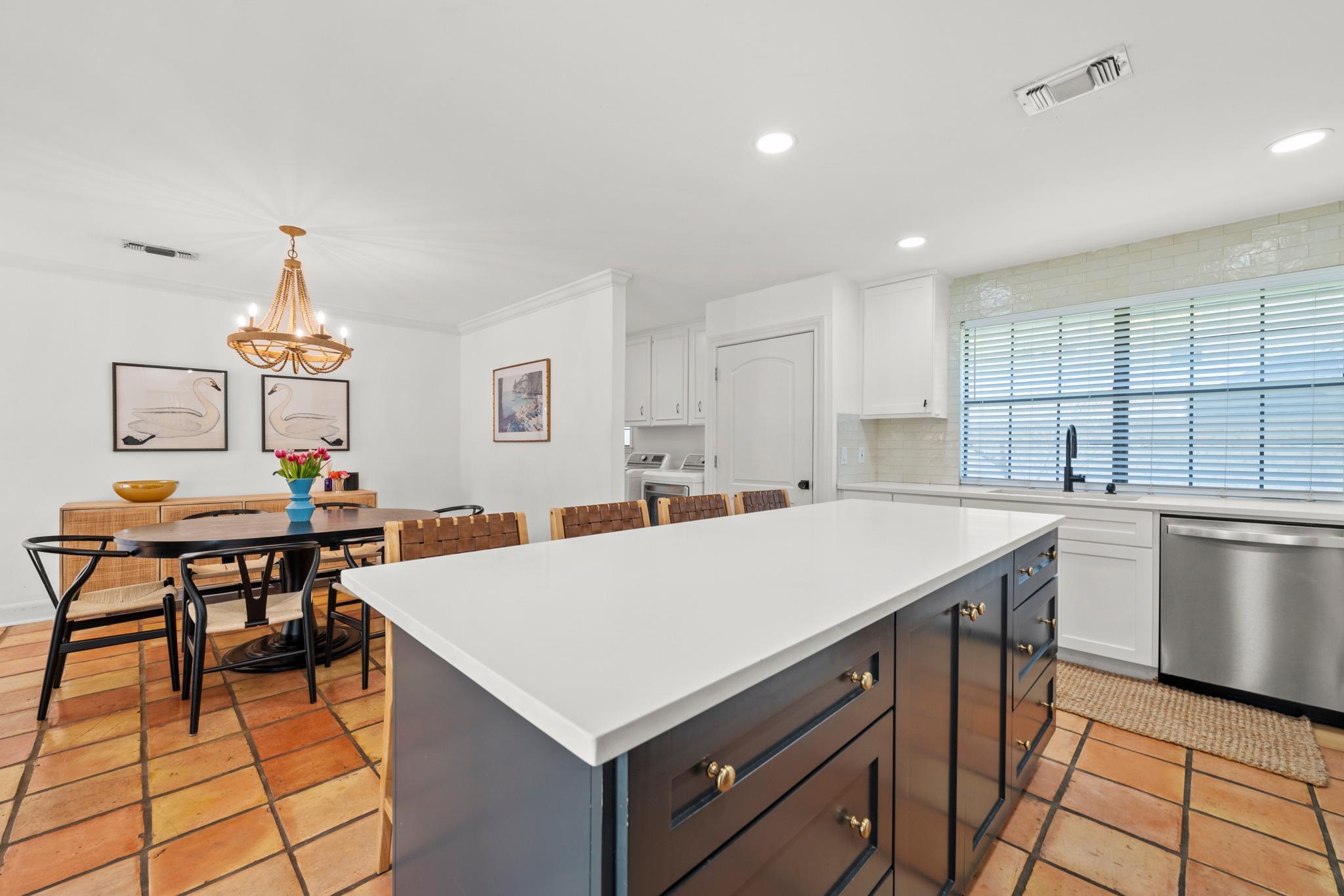 6107 Gardenridge Holw, Austin, TX 78750