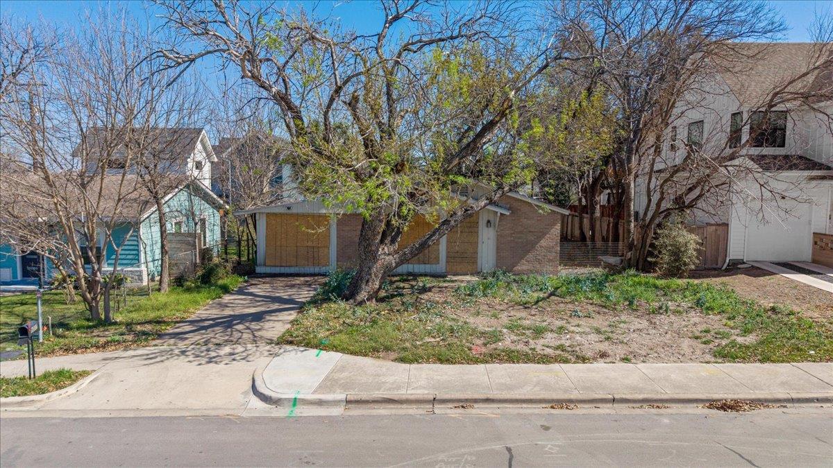 8017 Lazy Ln, Austin, TX 78757