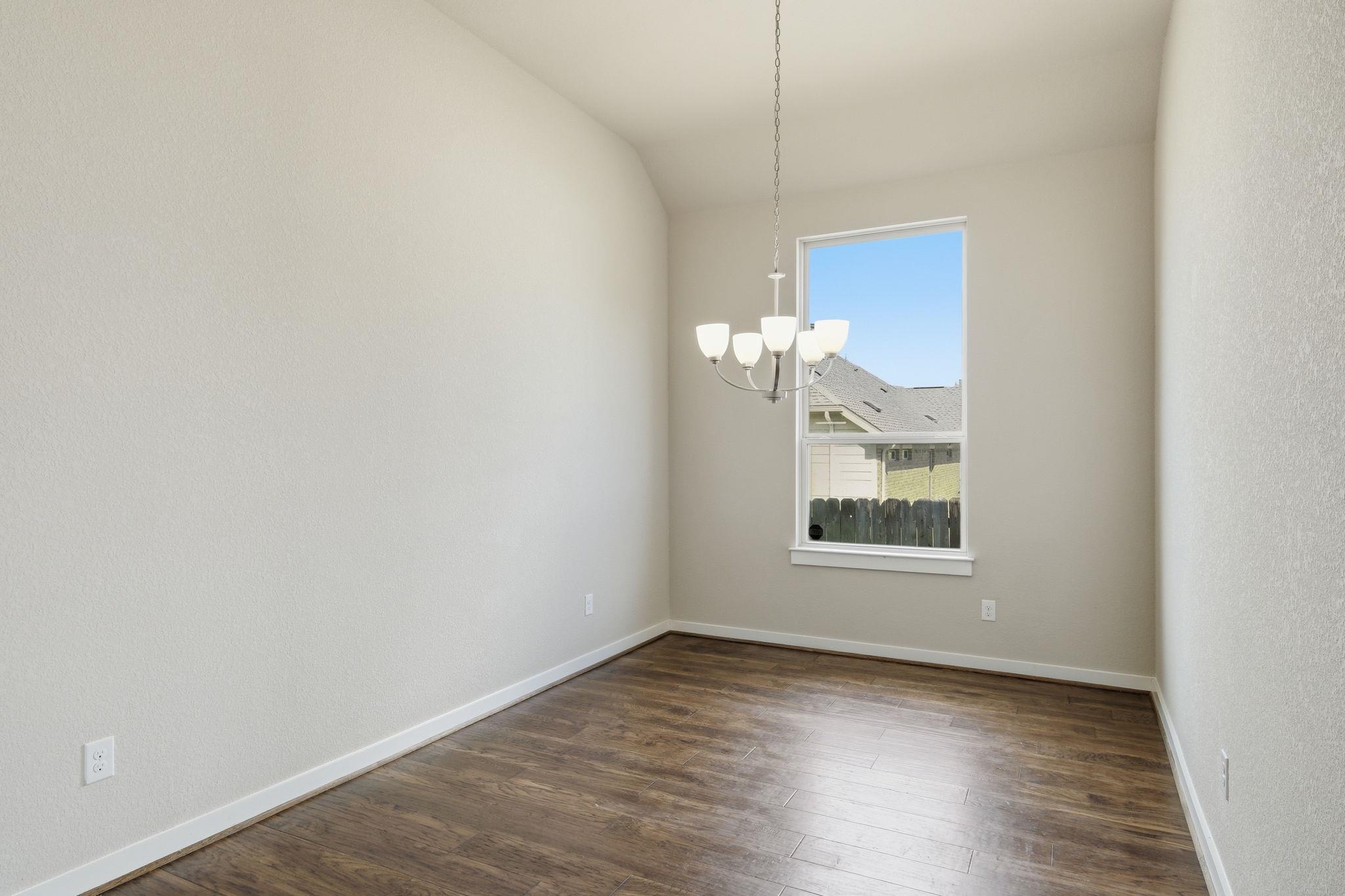 6711 Calabria Dr, Round Rock, TX 78665