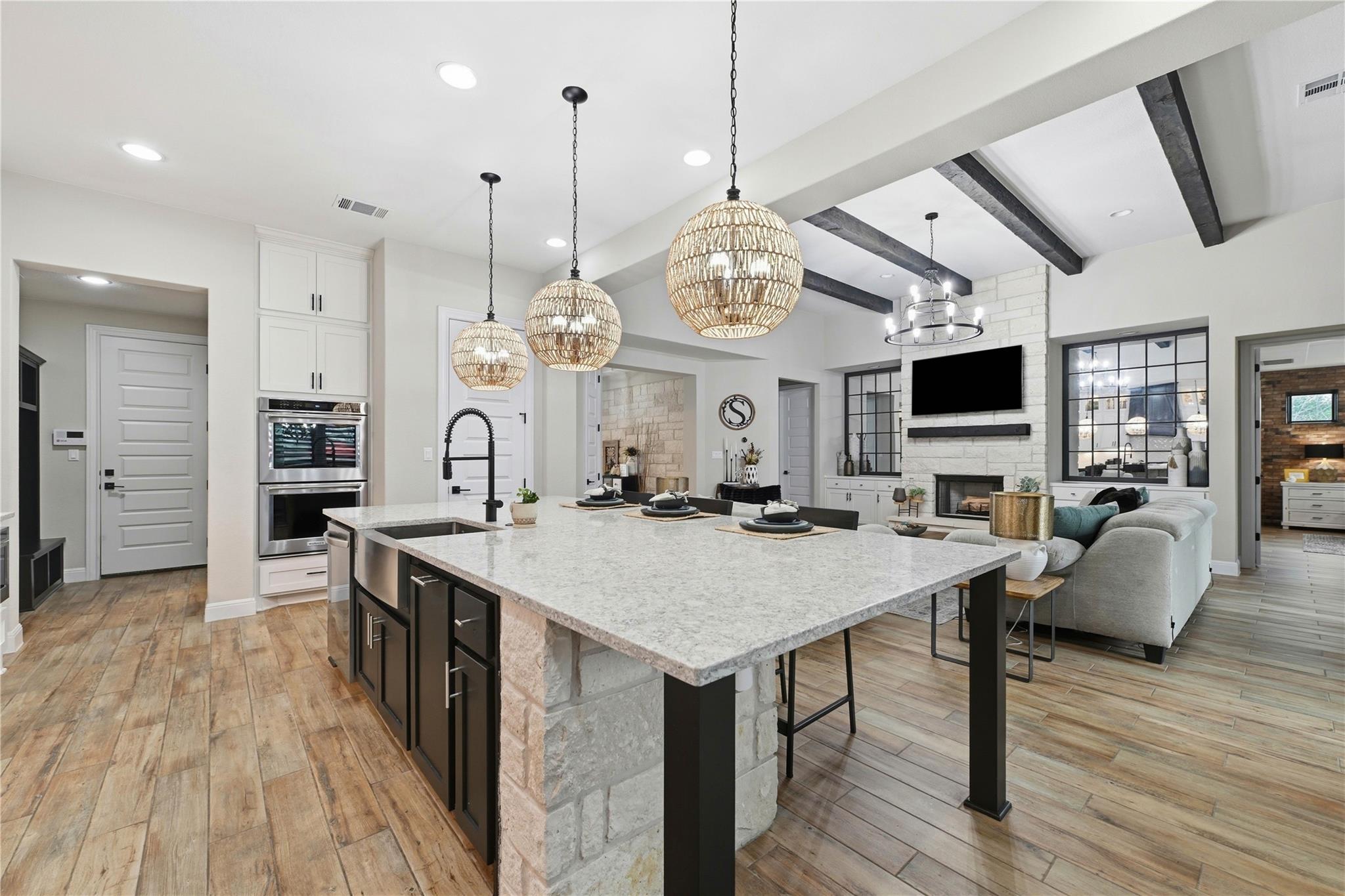 201 Miranda Way, Georgetown, TX 78633