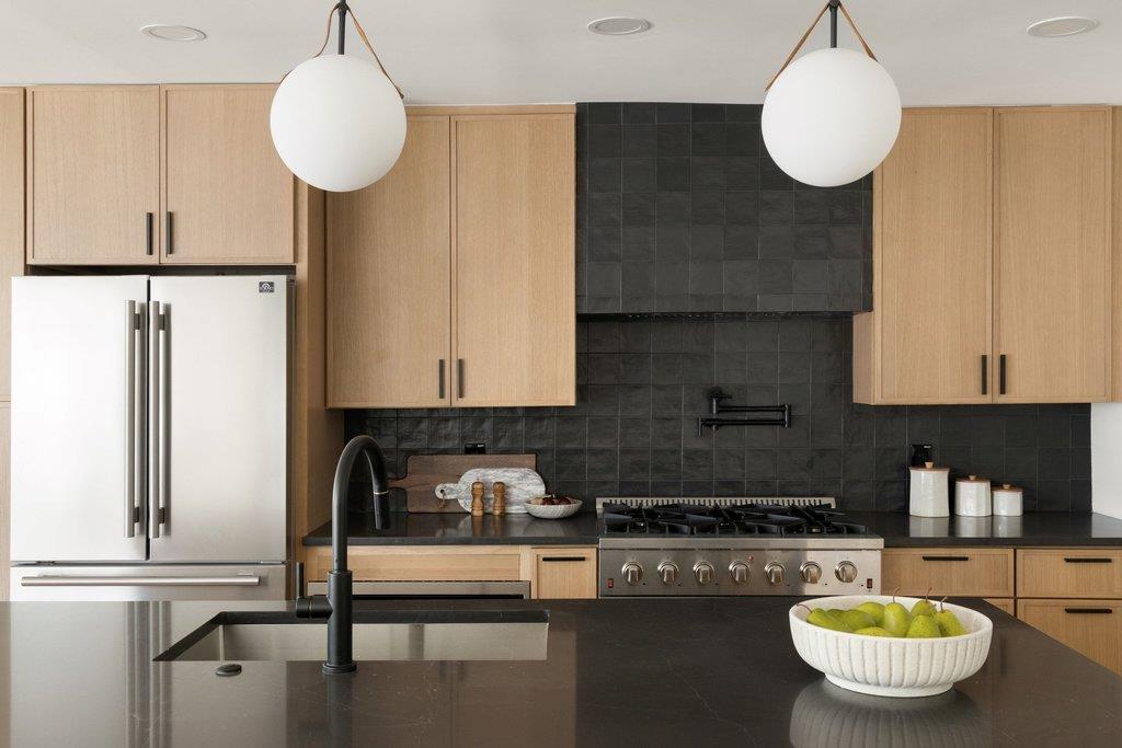 2005 Pompton Dr, Austin, TX 78757