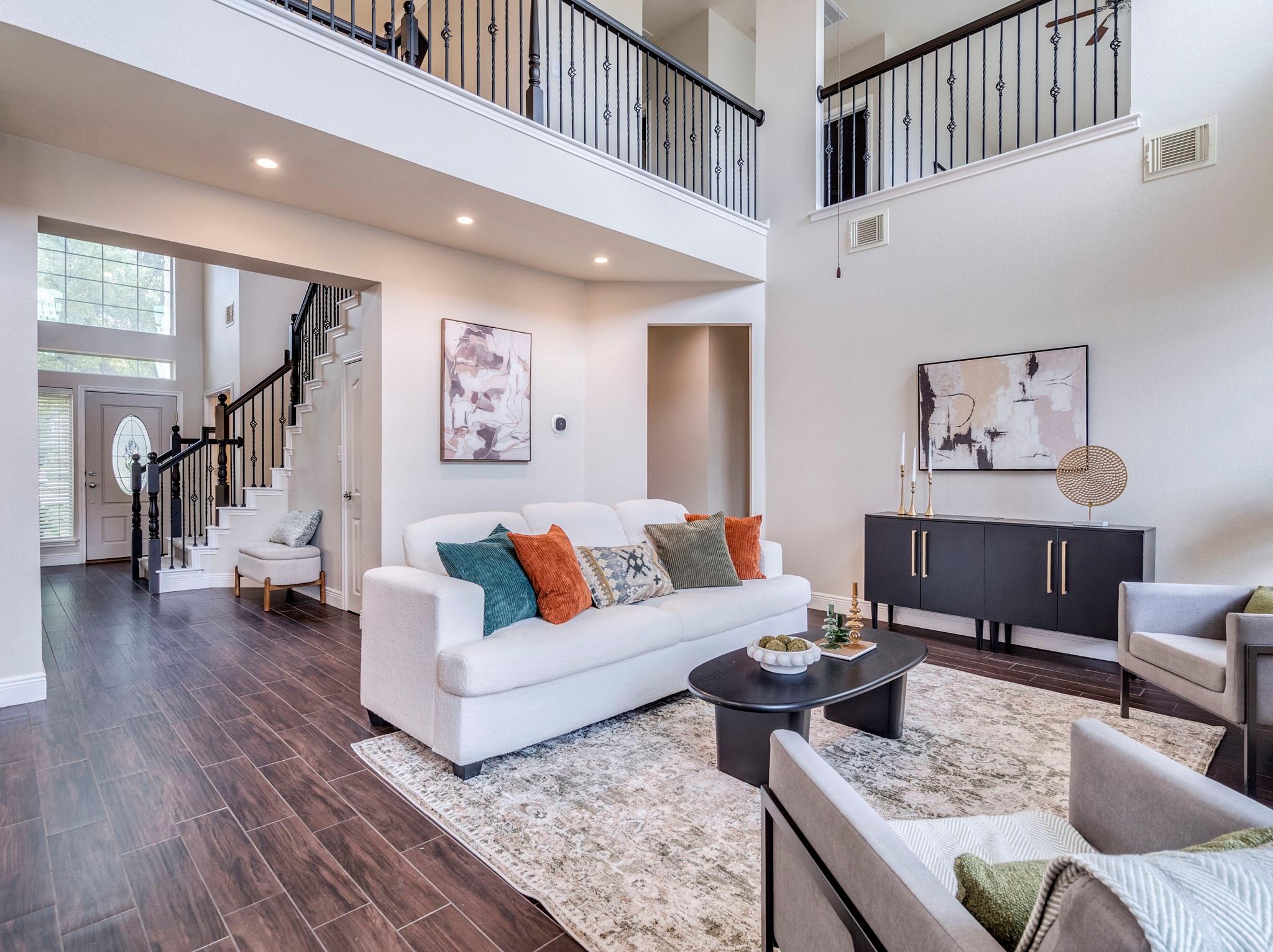 1301 Horseback Holw, Austin, TX 78732