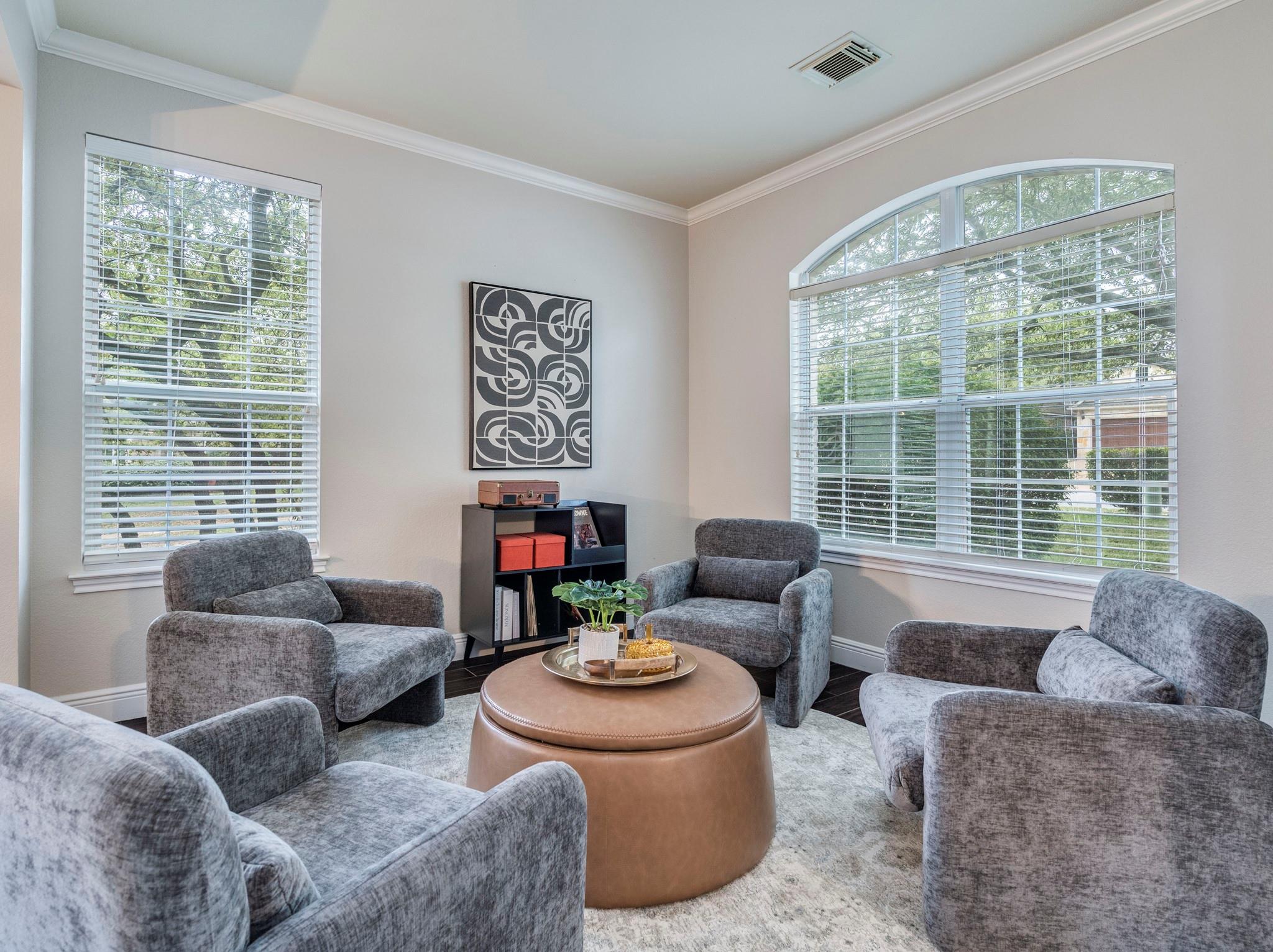 1301 Horseback Holw, Austin, TX 78732