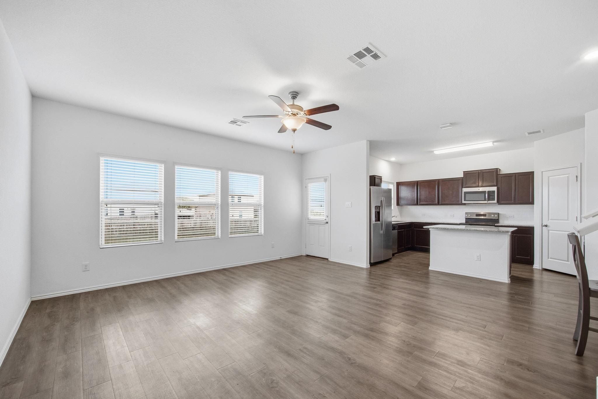 470 Major Lee Ln # 20H, Jarrell, TX 76537