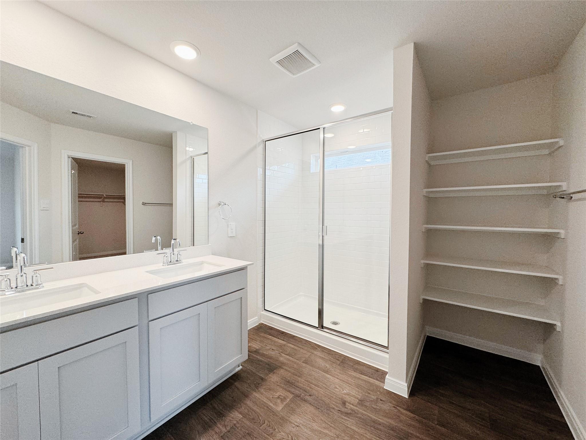 204 ADDISON Pl, Lockhart, TX 78644