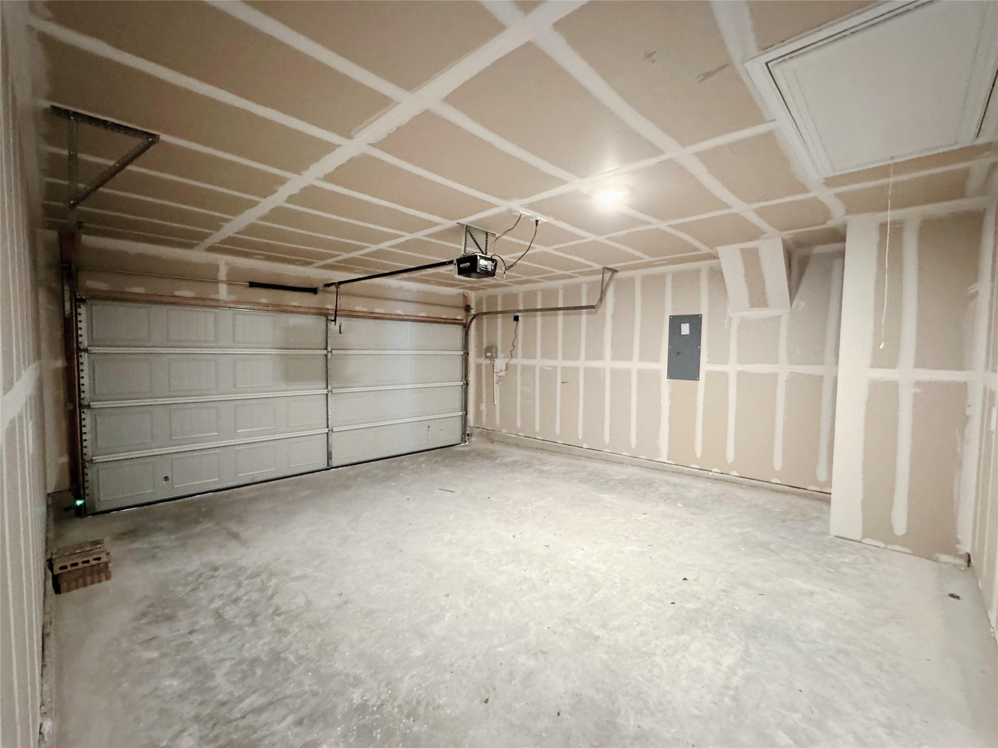 204 ADDISON Pl, Lockhart, TX 78644